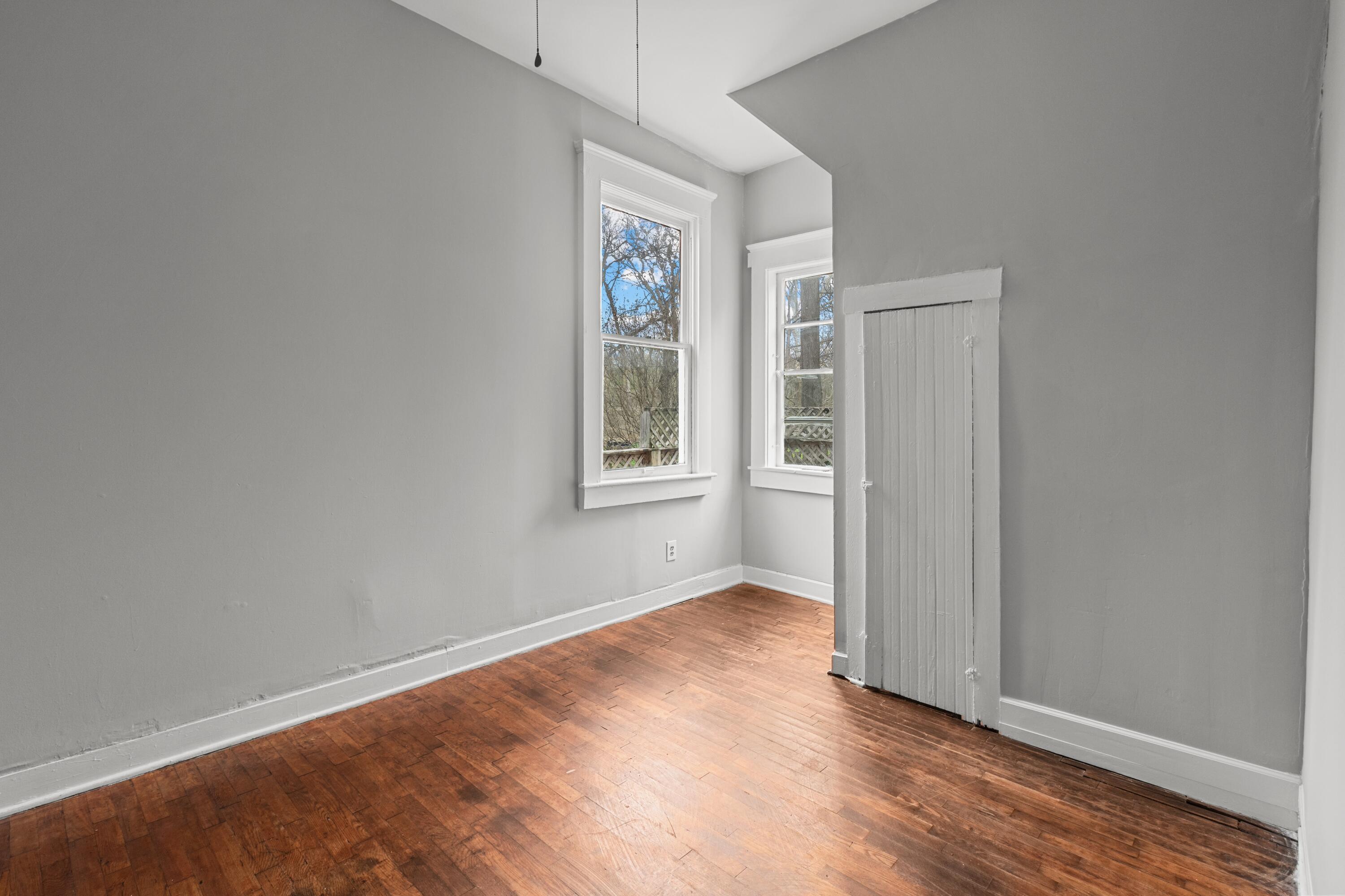 514 Wapping Street Property Photo 18