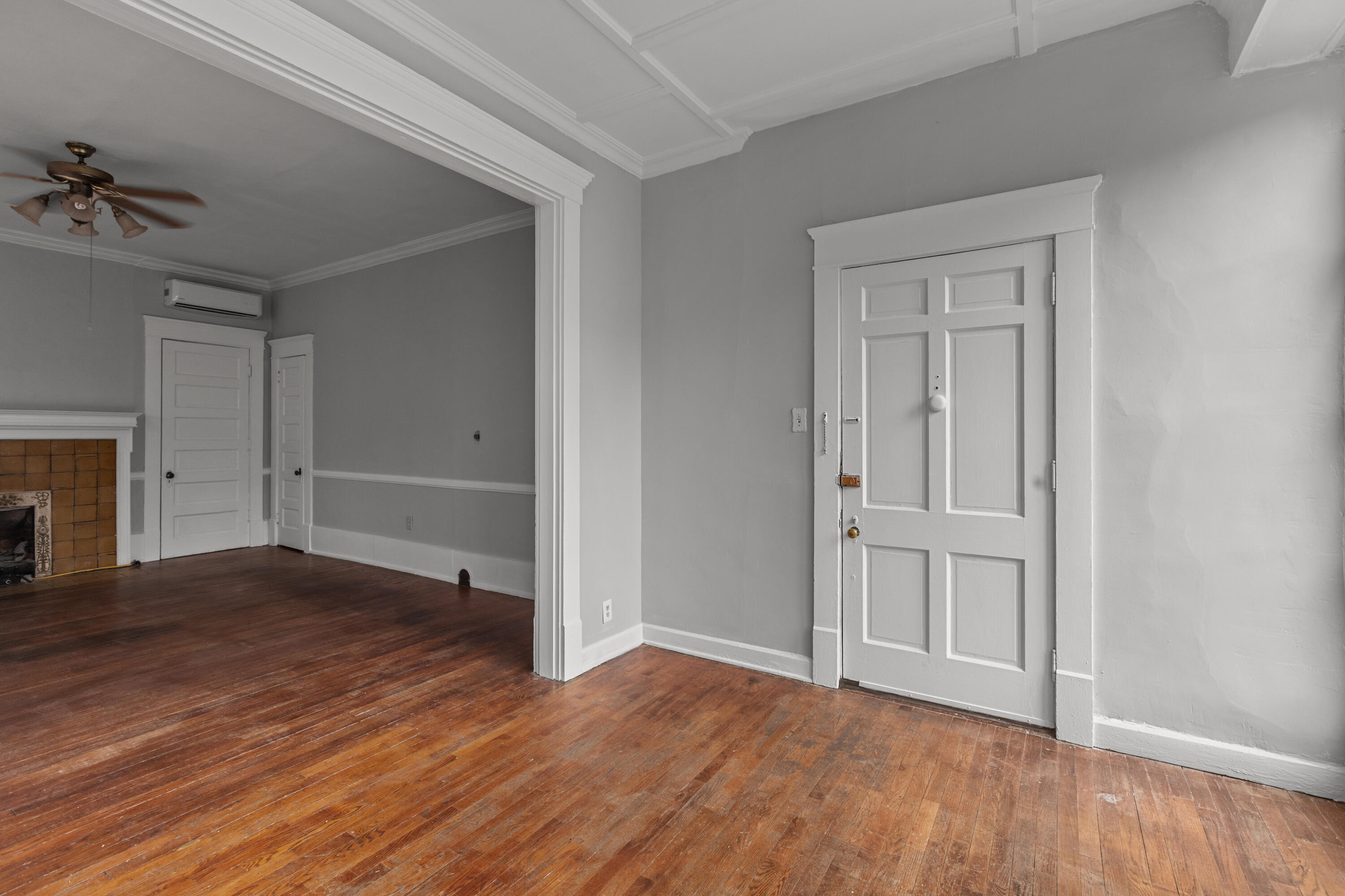 514 Wapping Street Property Photo 25