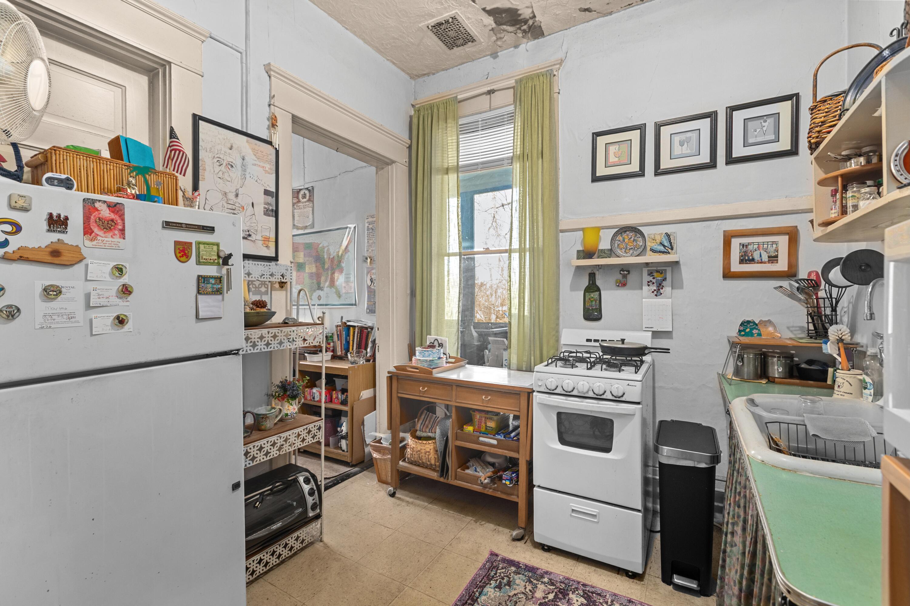 514 Wapping Street Property Photo 30