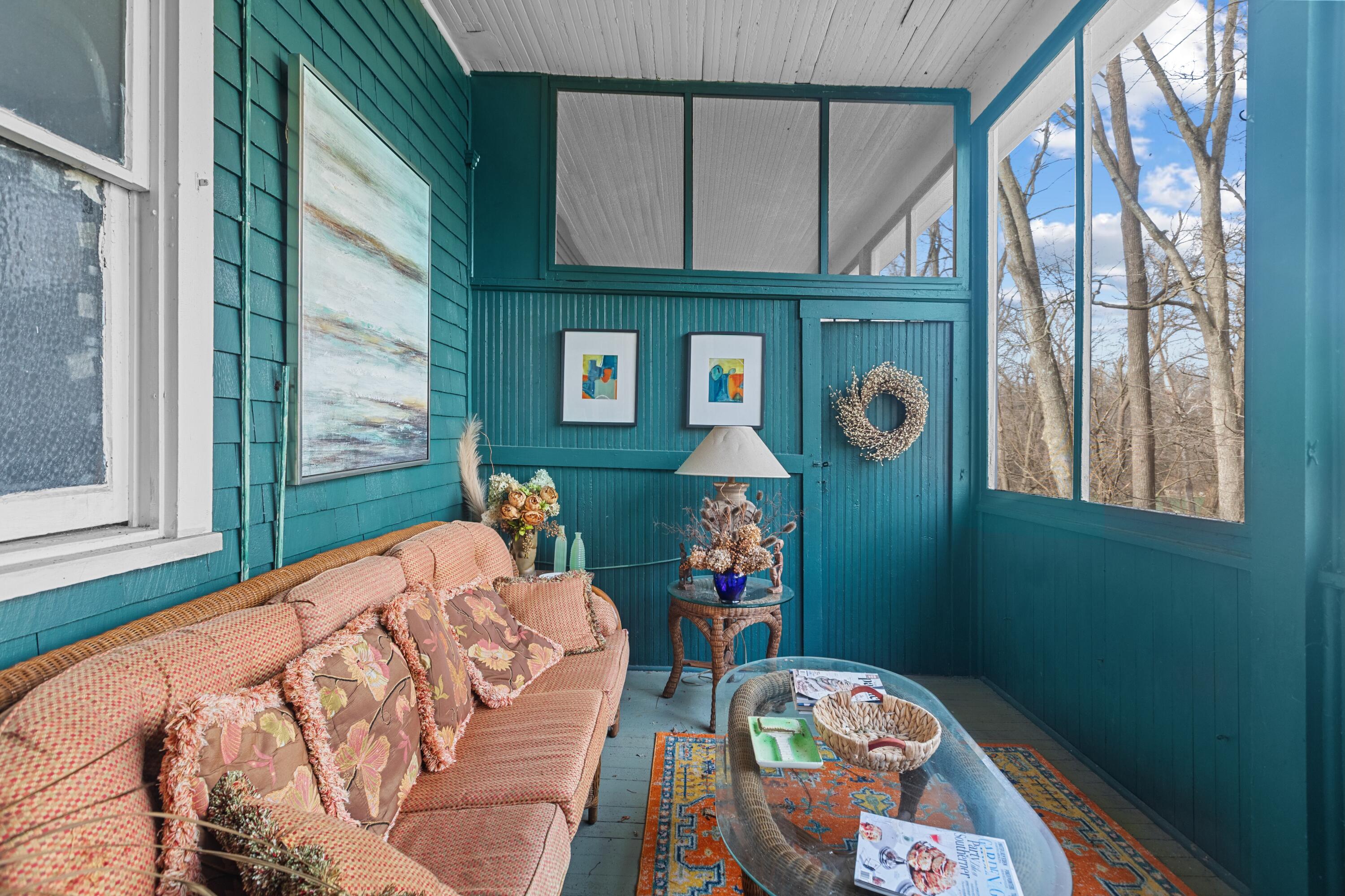 514 Wapping Street Property Photo 38