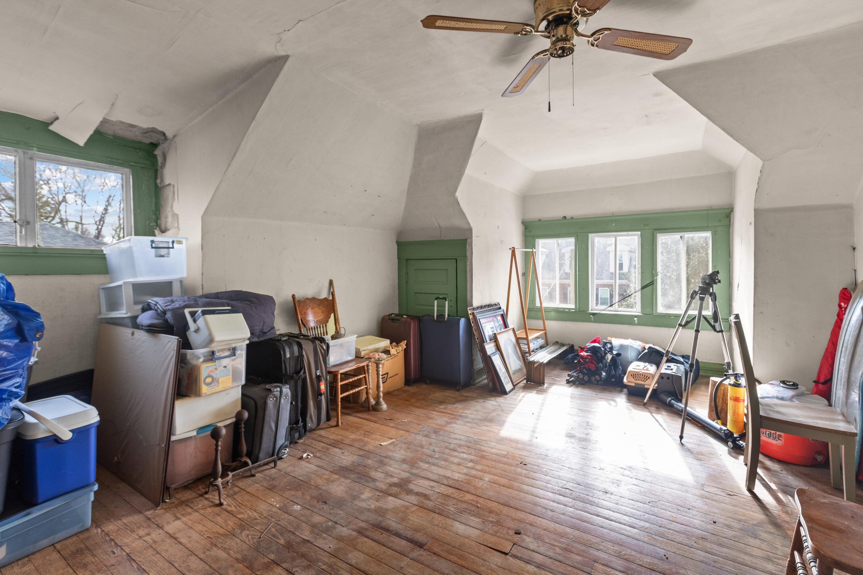 514 Wapping Street Property Photo 40