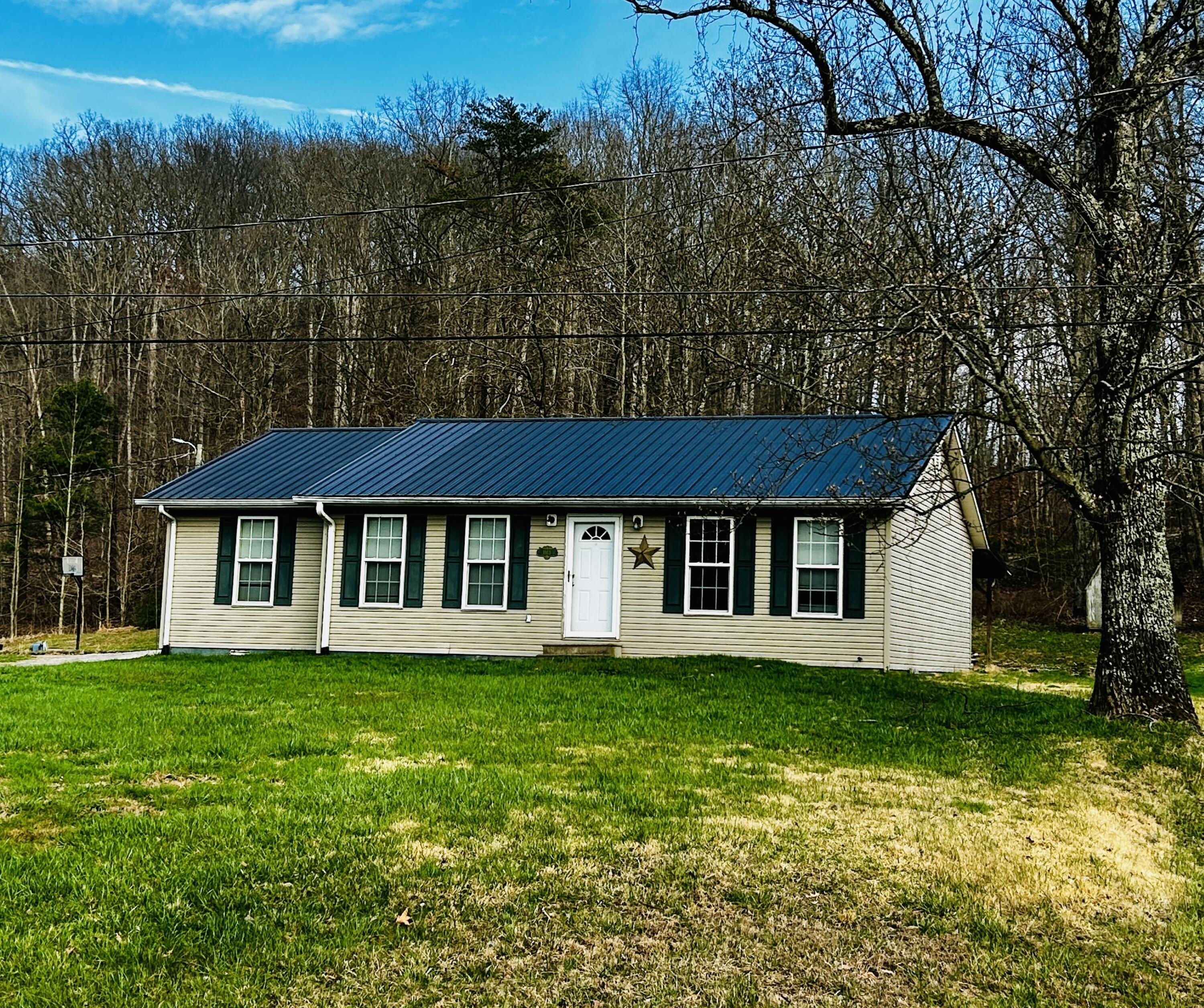 1865 Kentucky 698 Property Photo 2