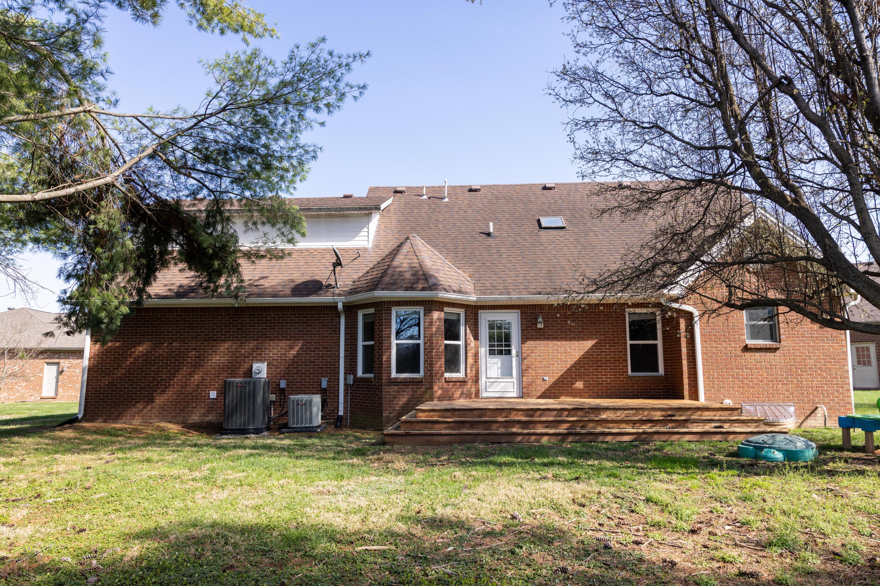 410 Brook Court Property Photo 29