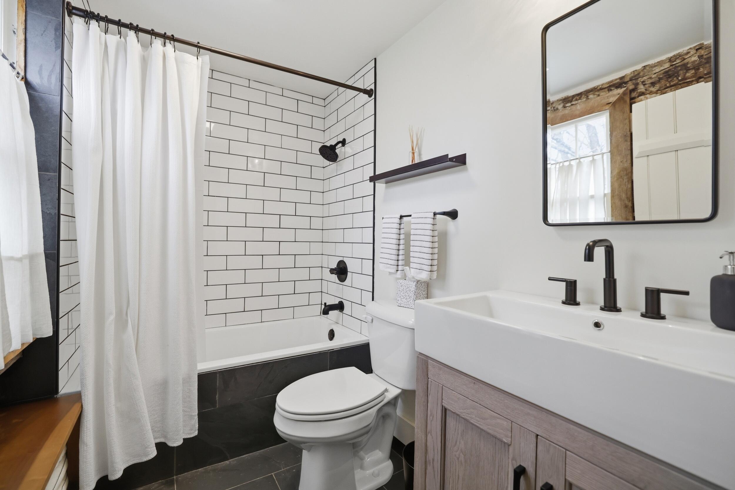 202 E Walnut Street Property Photo 14