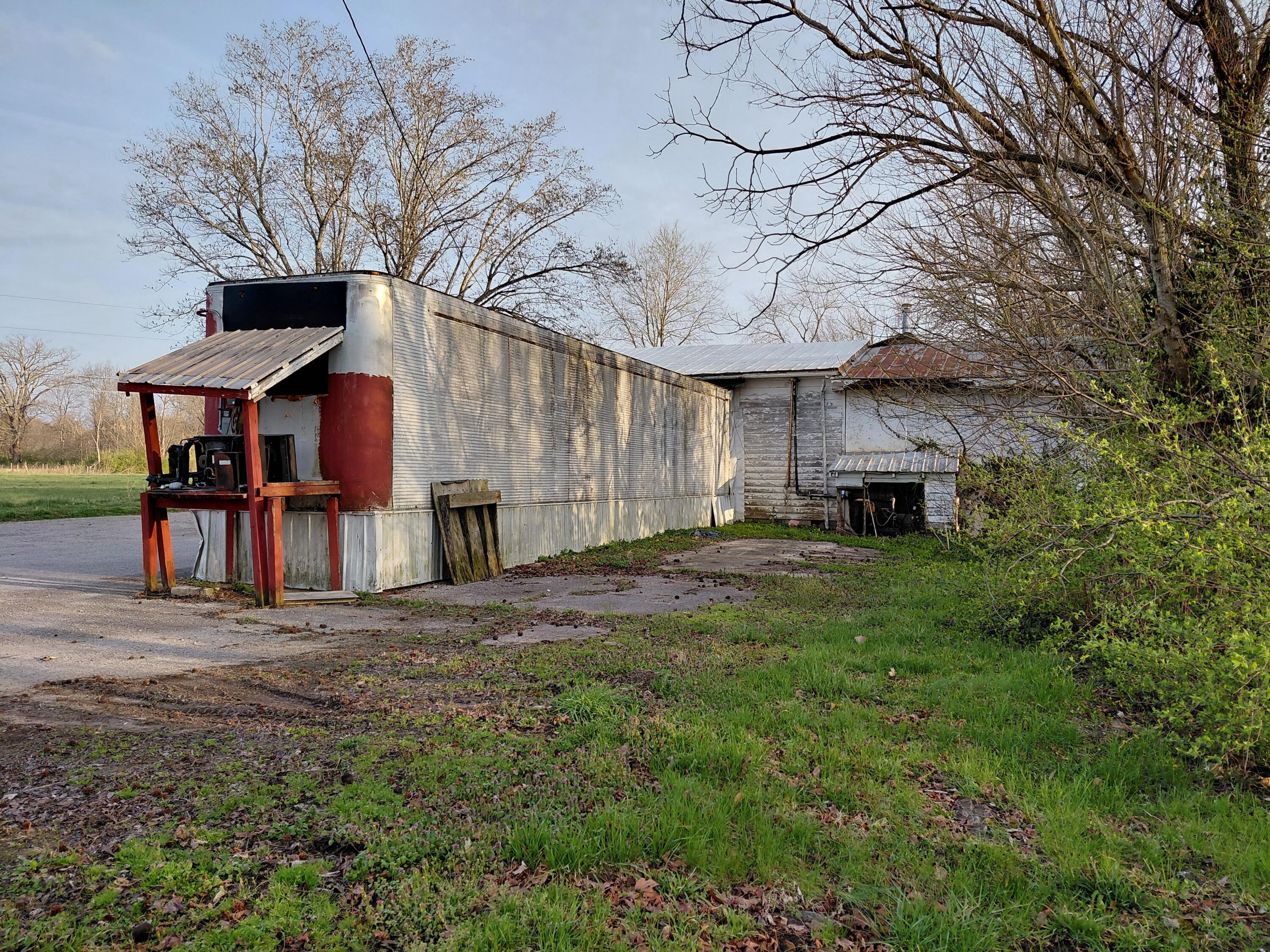 1534 Mackville Road Property Photo 7