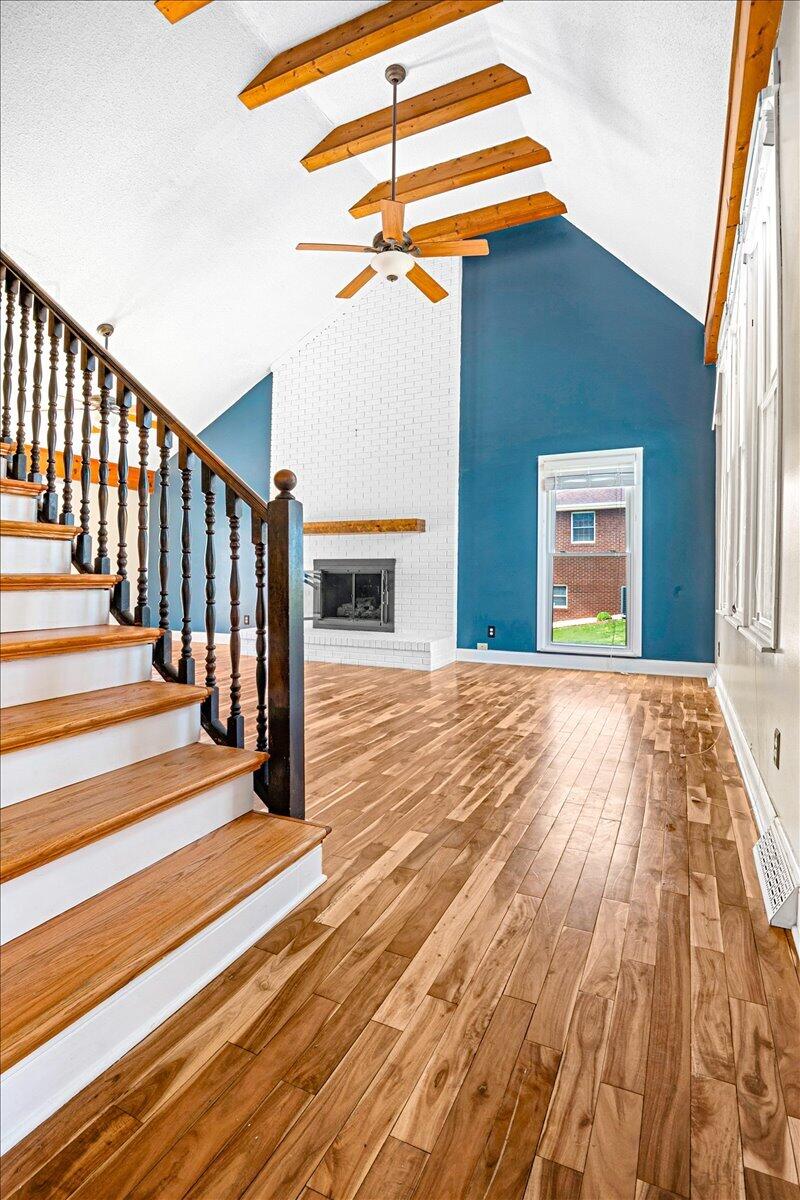 32 Meadow Brook Drive Property Photo 6