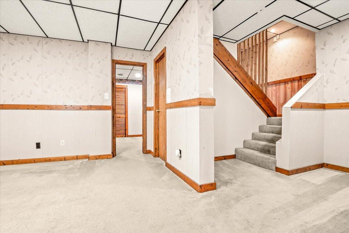 32 Meadow Brook Drive Property Photo 41
