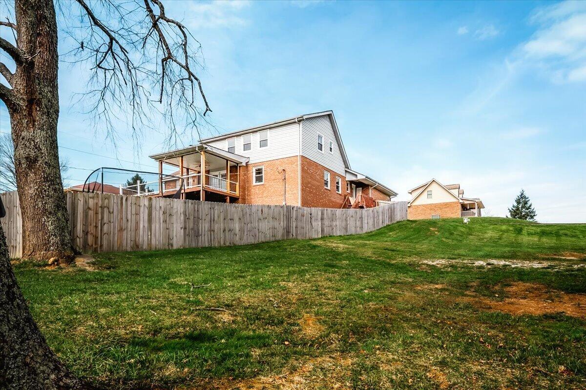32 Meadow Brook Drive Property Photo 45