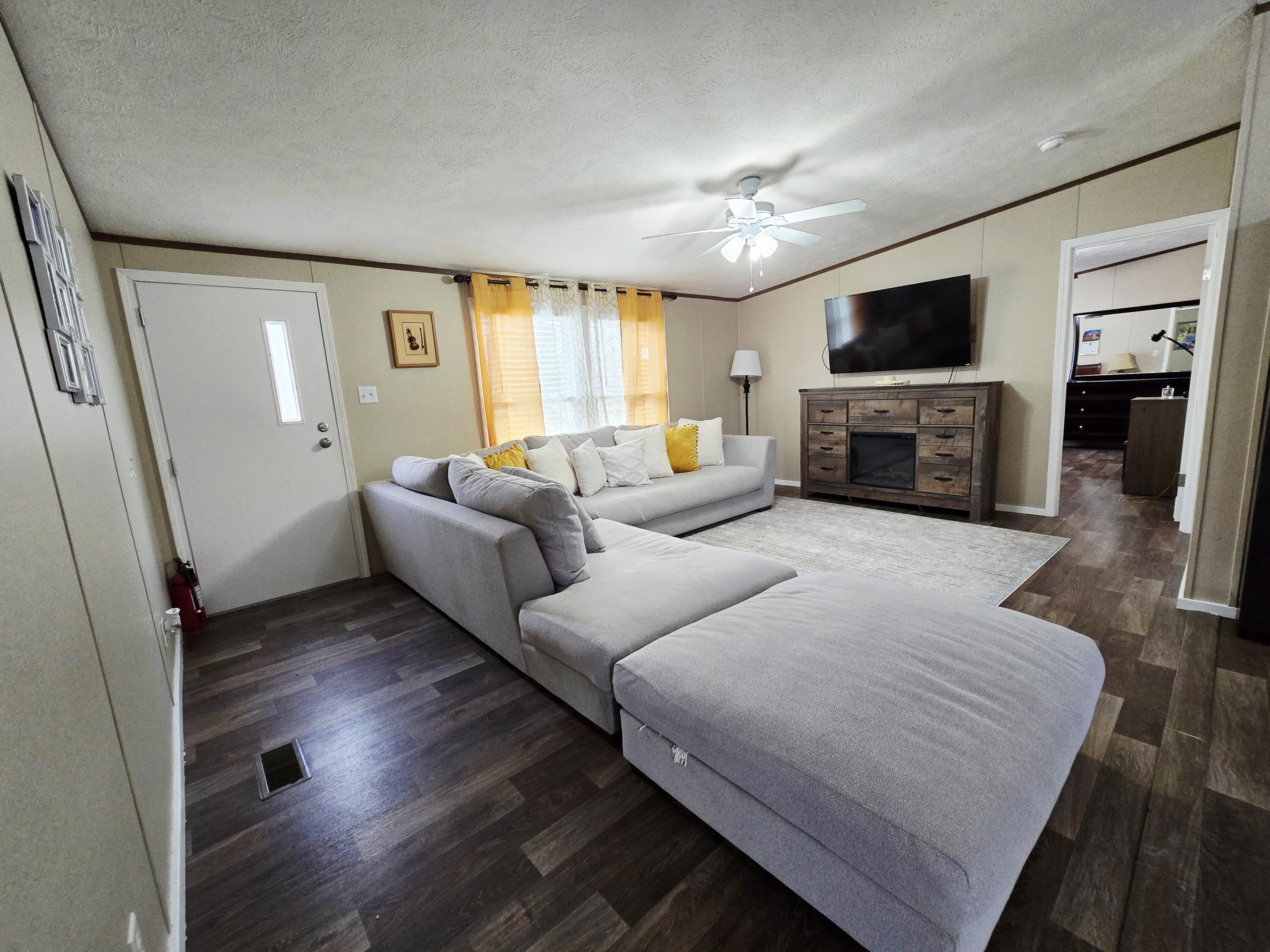 5488 Reese Hurt Road Property Photo 7