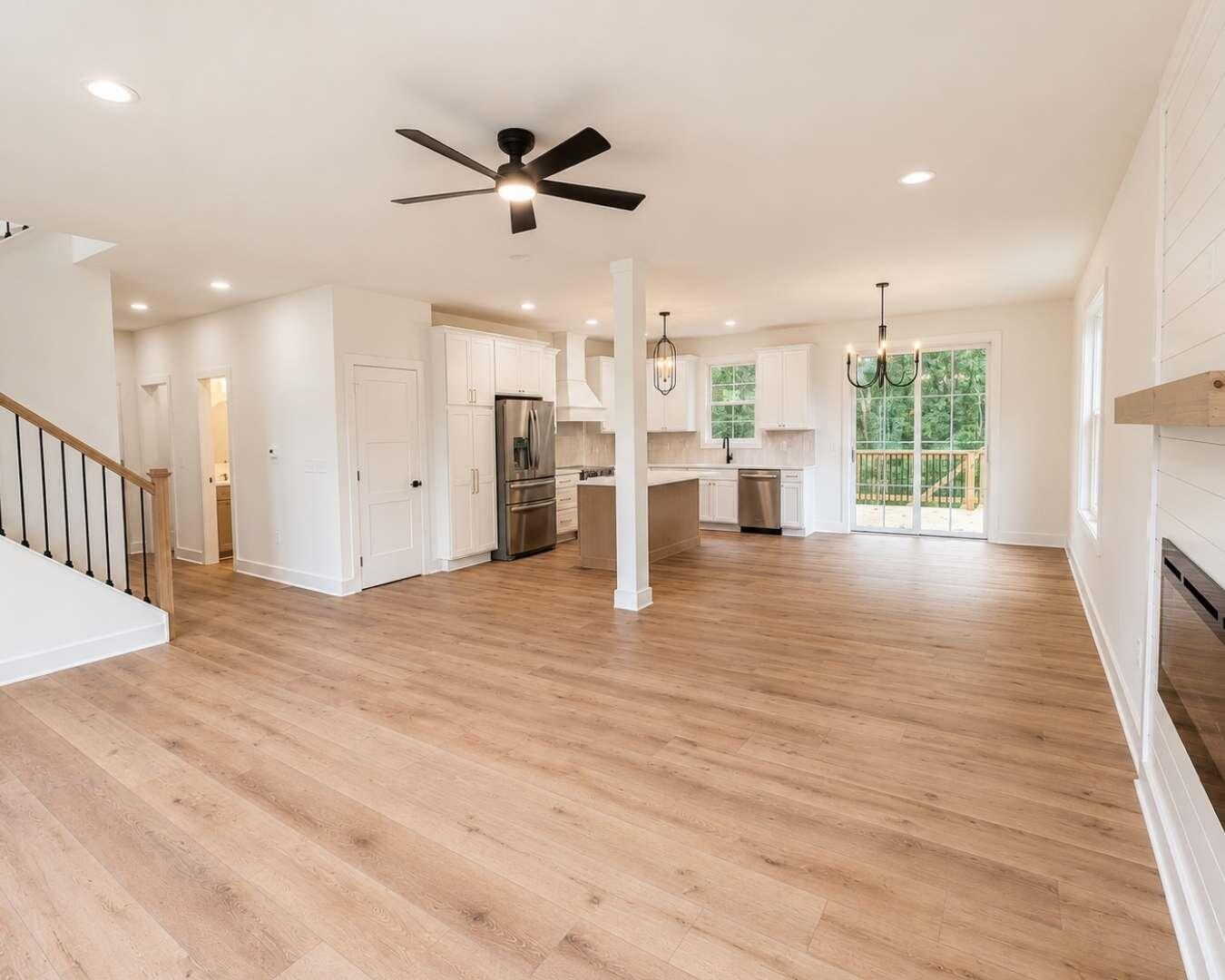 118 Oreda Drive Property Photo 3