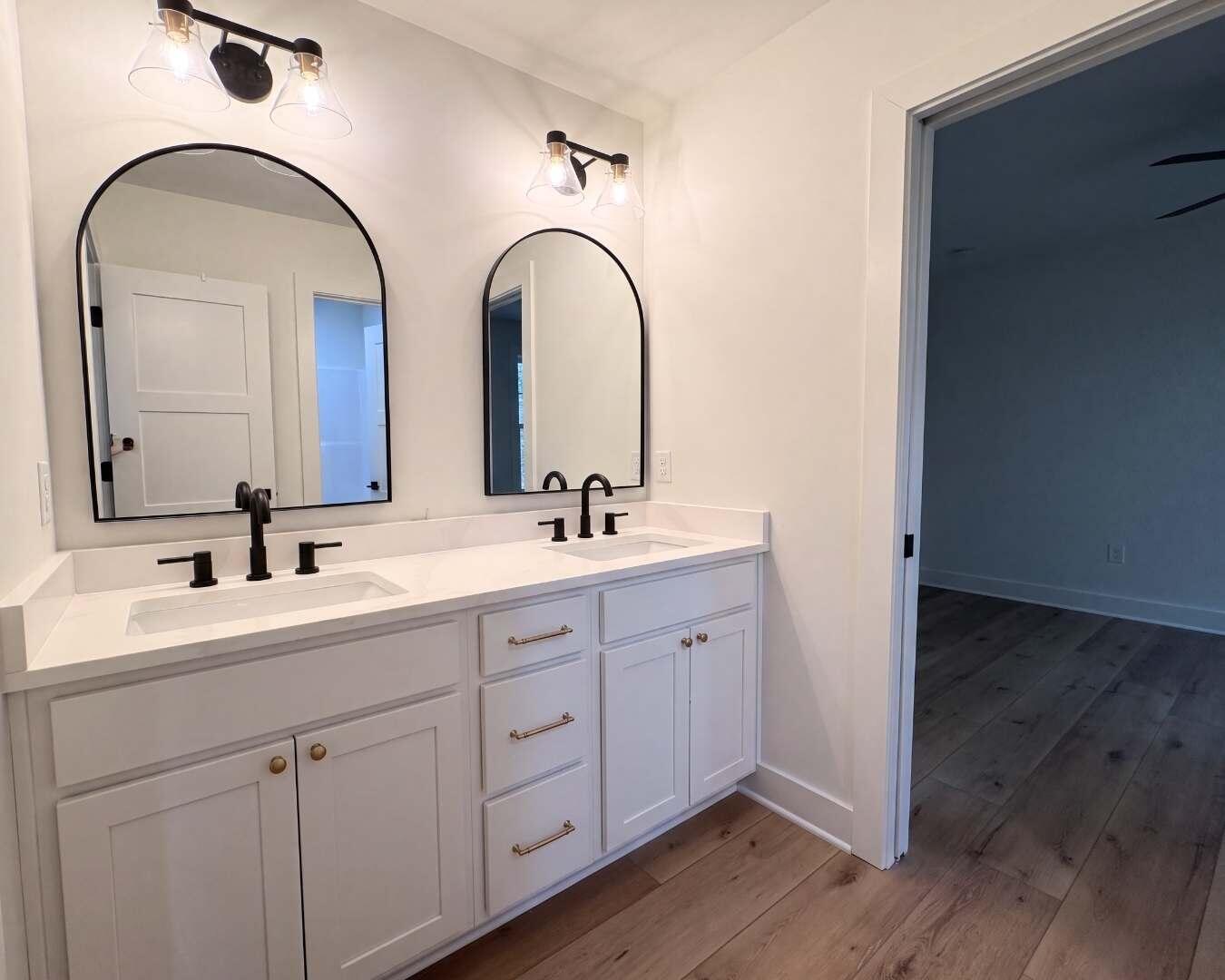 118 Oreda Drive Property Photo 23
