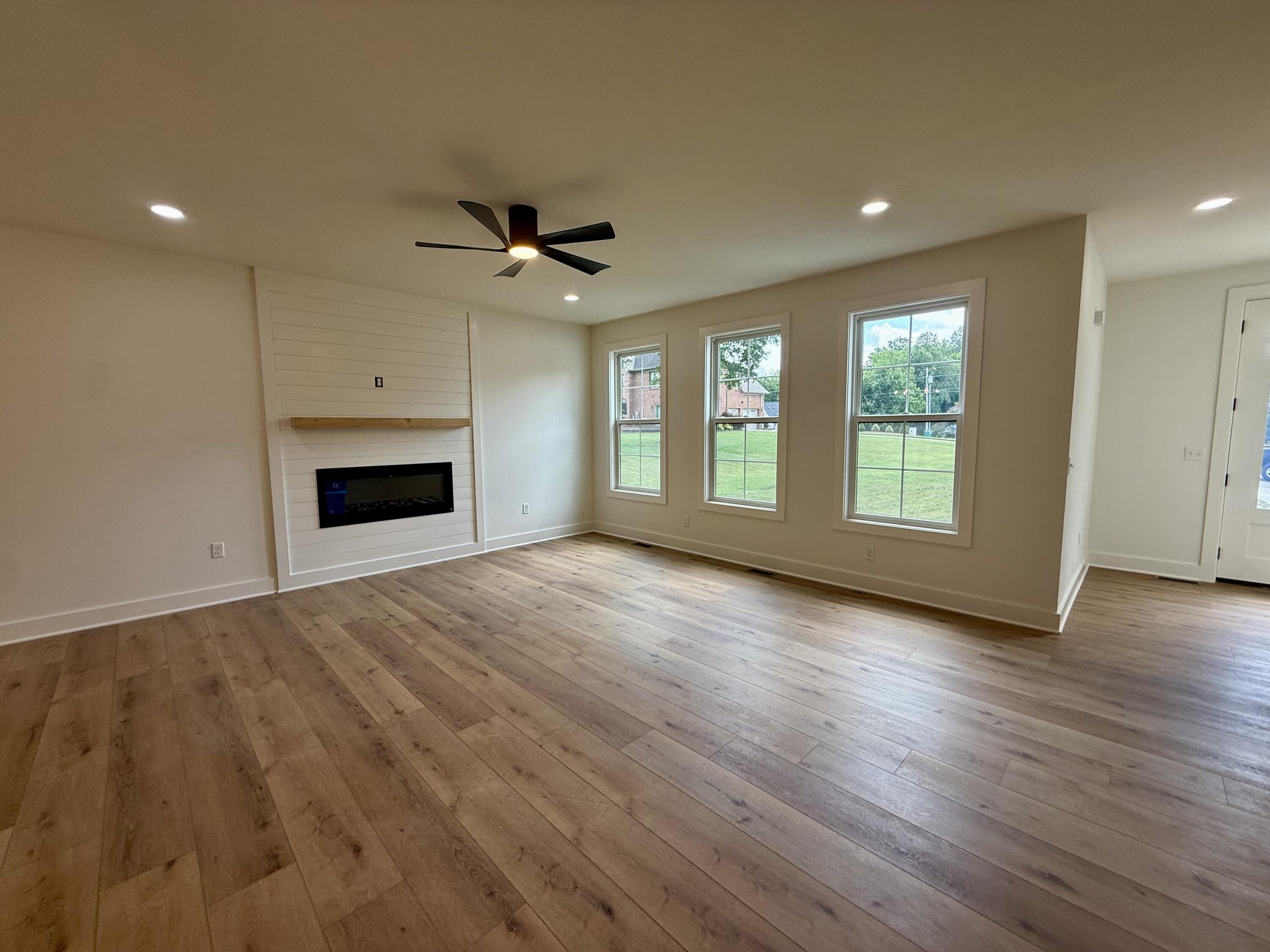 118 Oreda Drive Property Photo 37