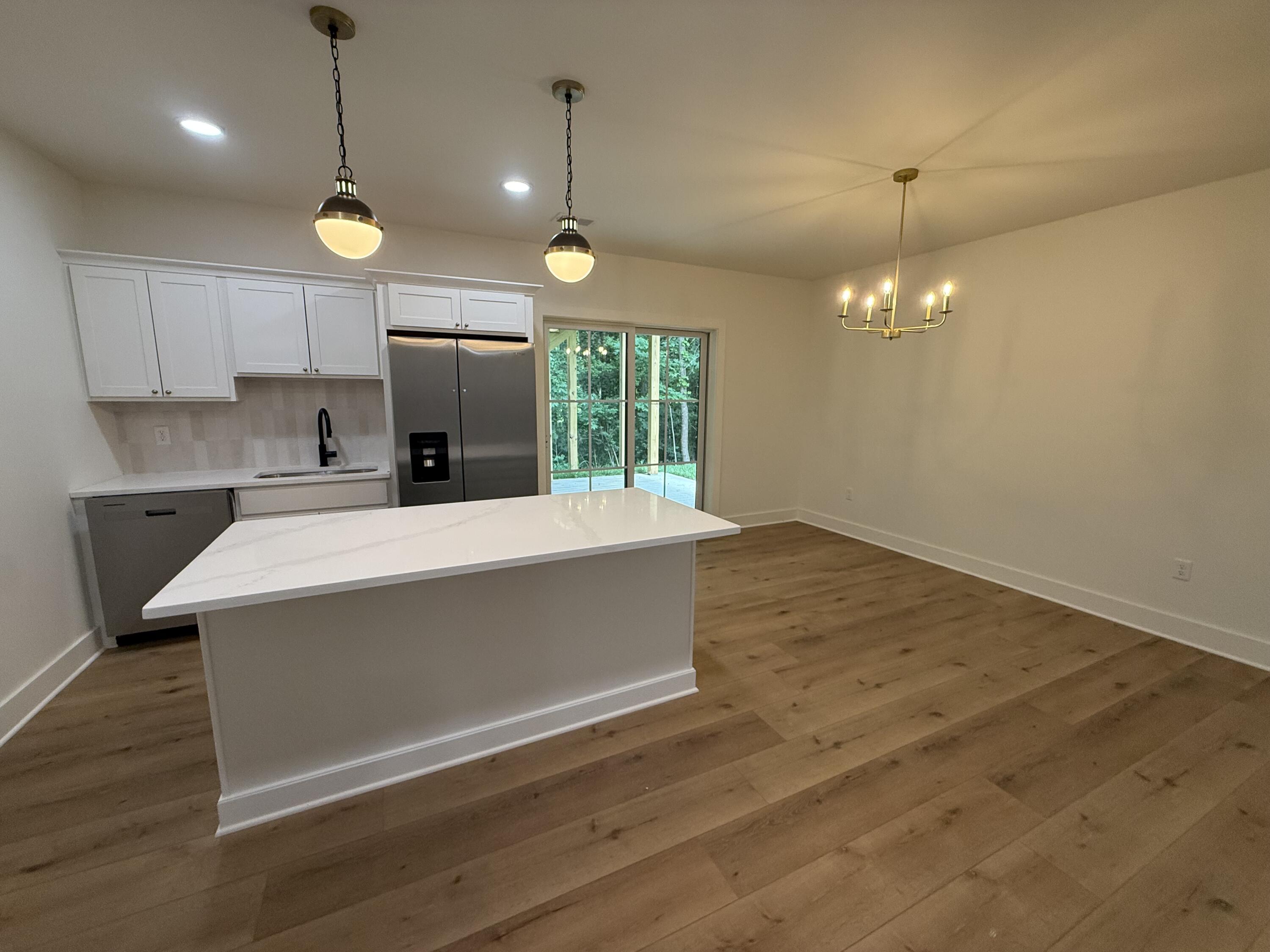 118 Oreda Drive Property Photo 45