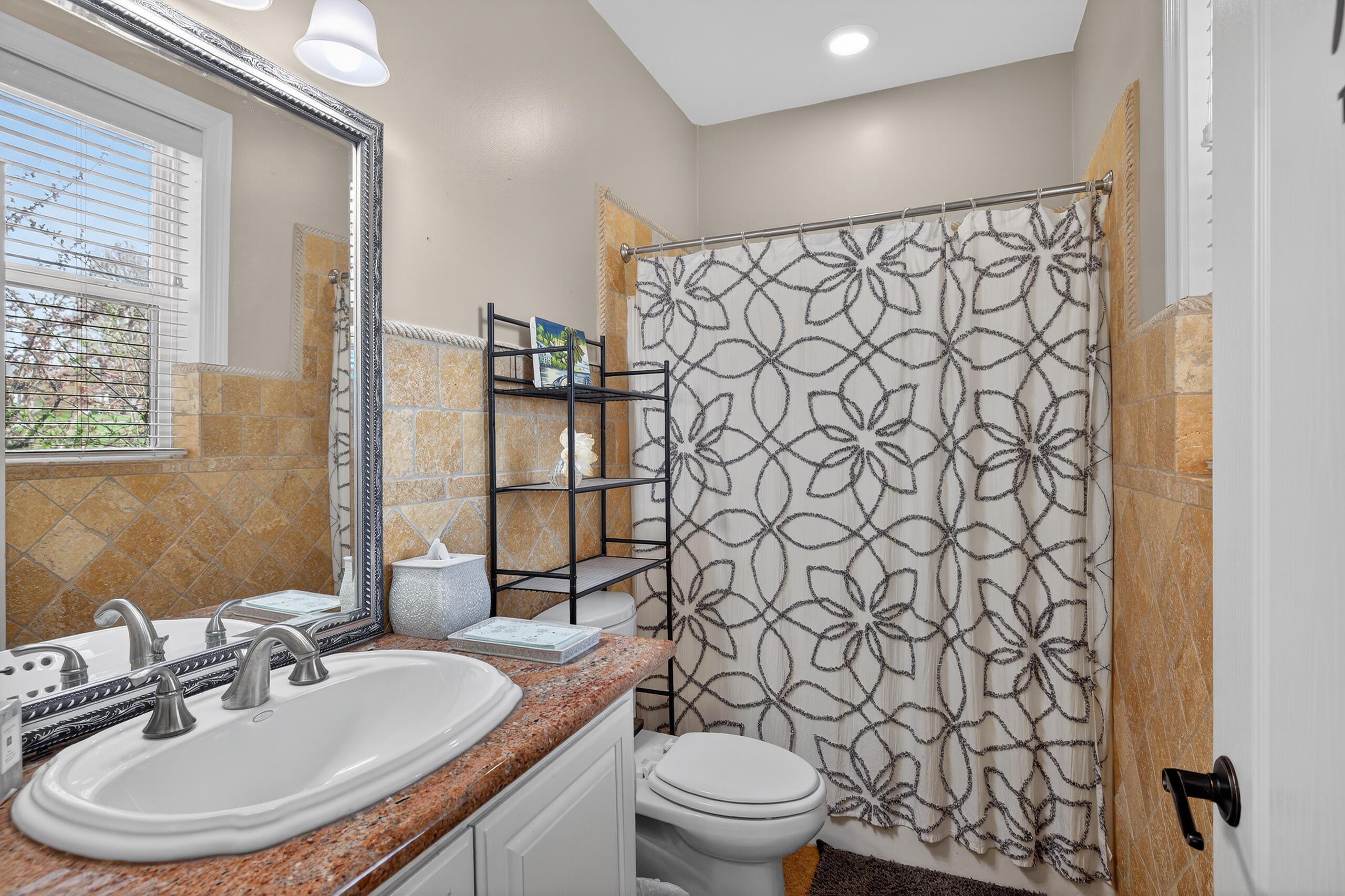 202 Palisades Pointe Drive Property Photo 22