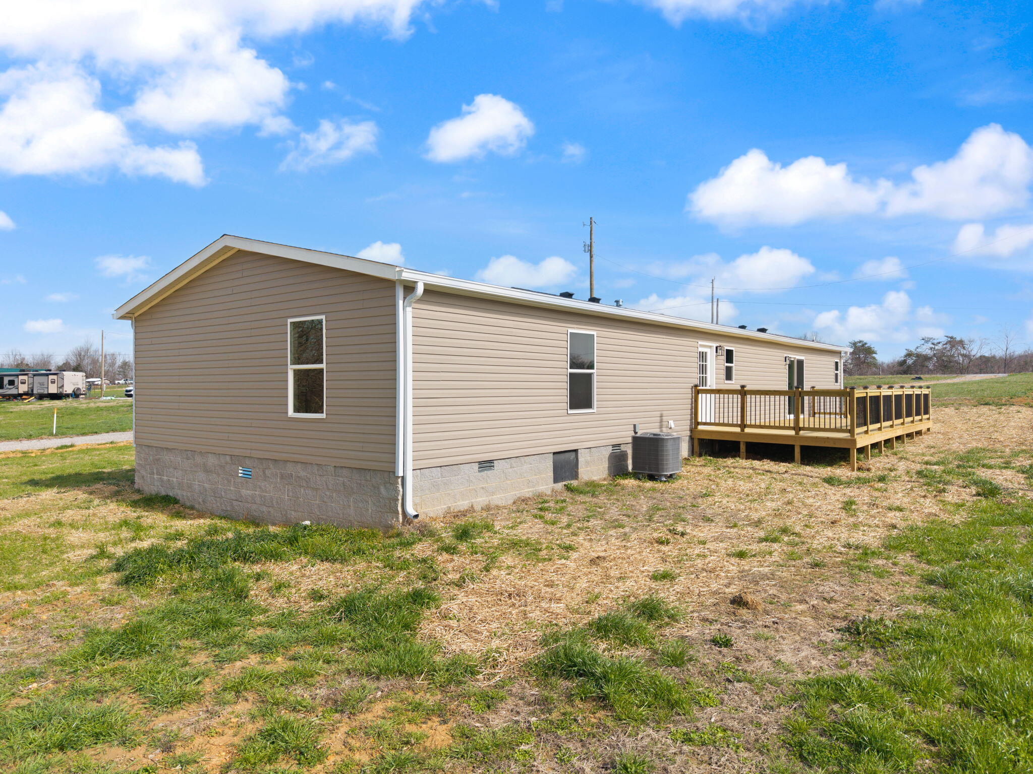 906 Denney Road Property Photo 10
