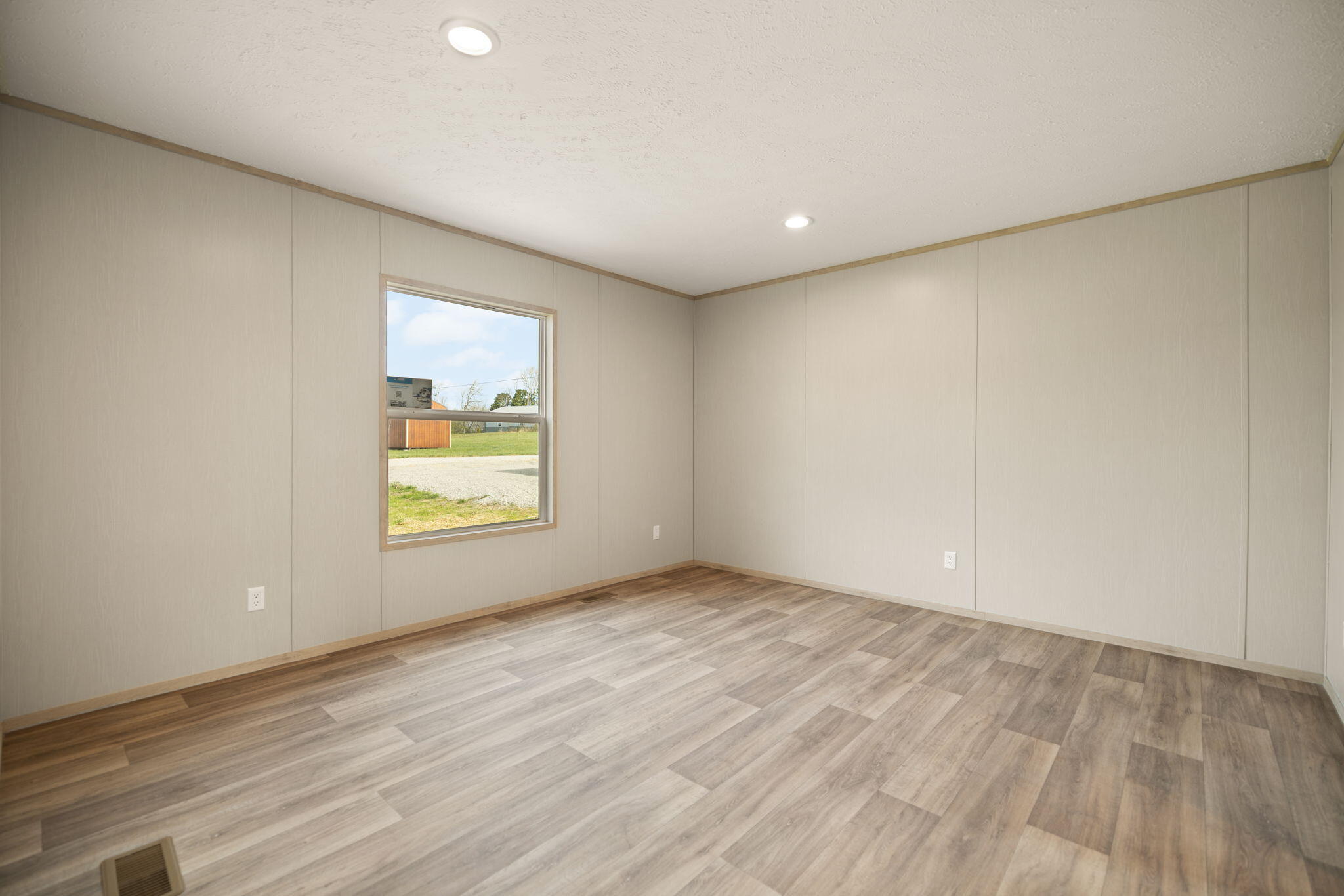 906 Denney Road Property Photo 40