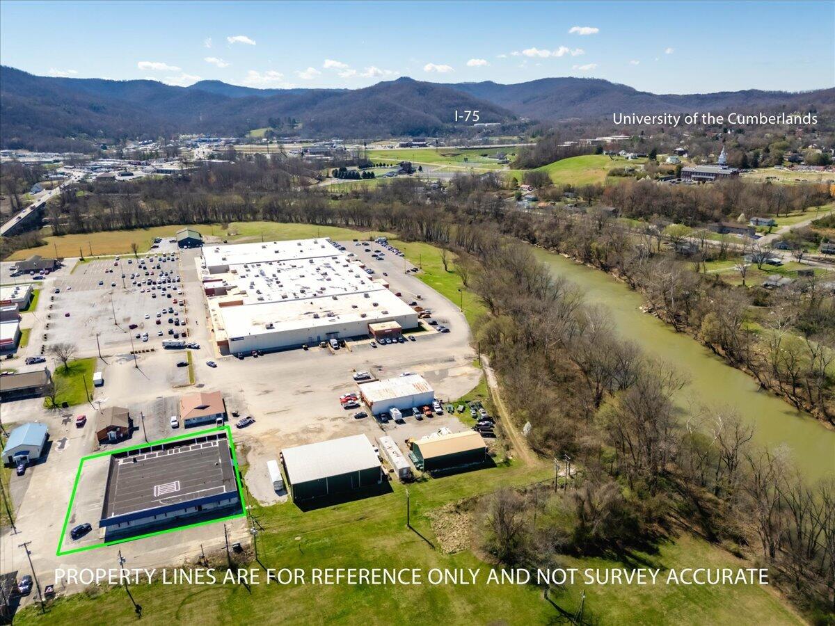 841 Highway 25 Property Photo 25