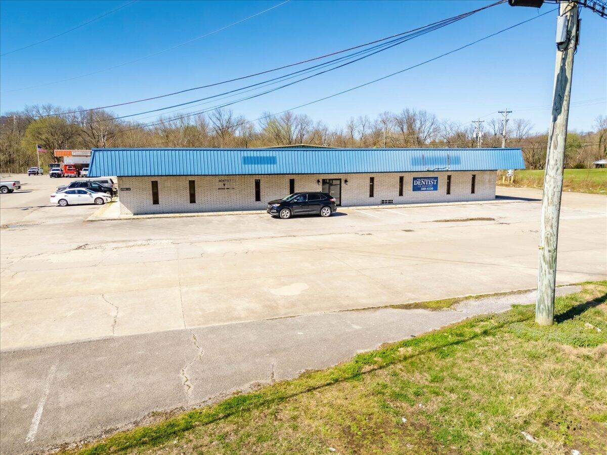 841 Highway 25 Property Photo 26