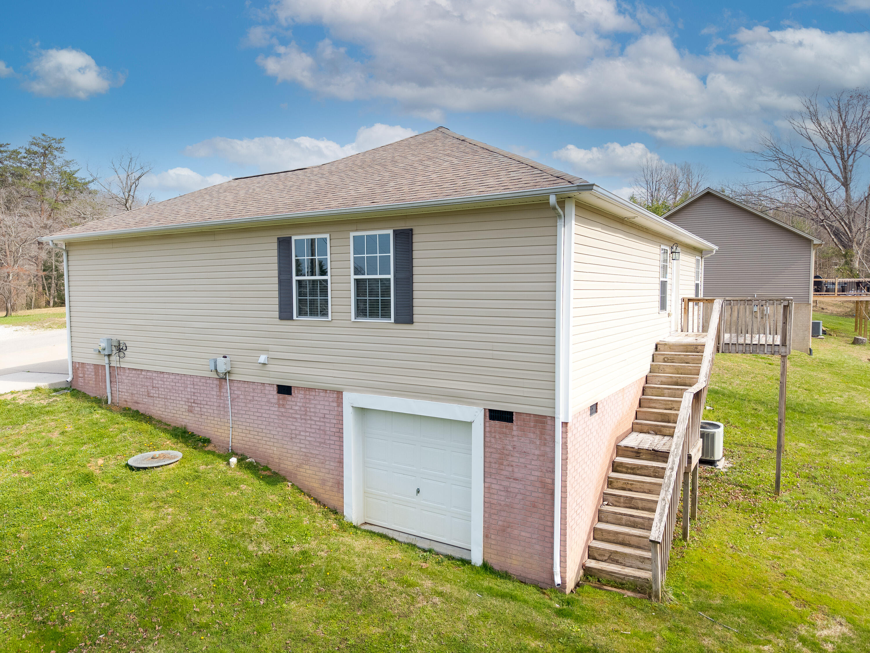 1299 E Pittsburg Church Road Property Photo 7