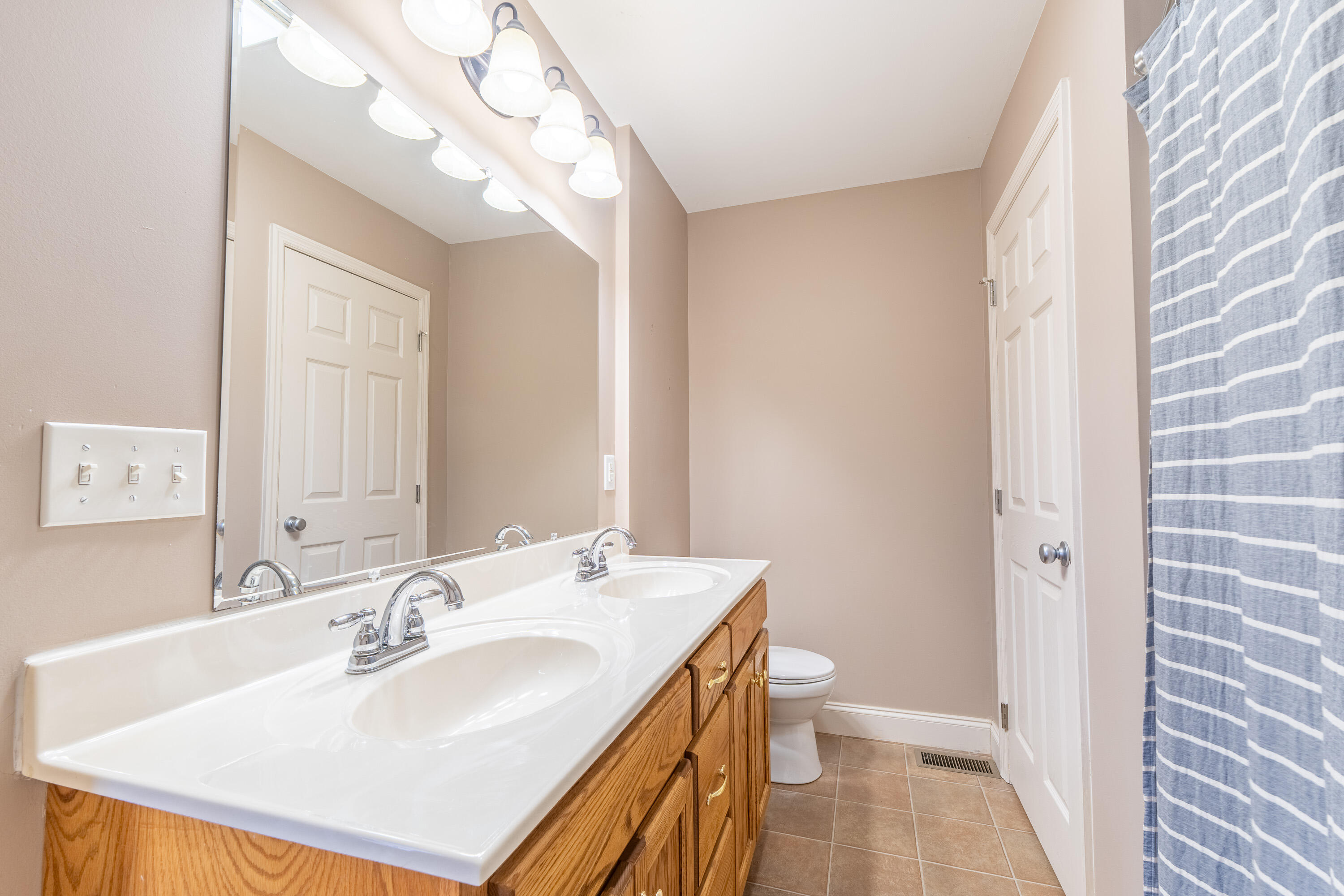 1299 E Pittsburg Church Road Property Photo 19
