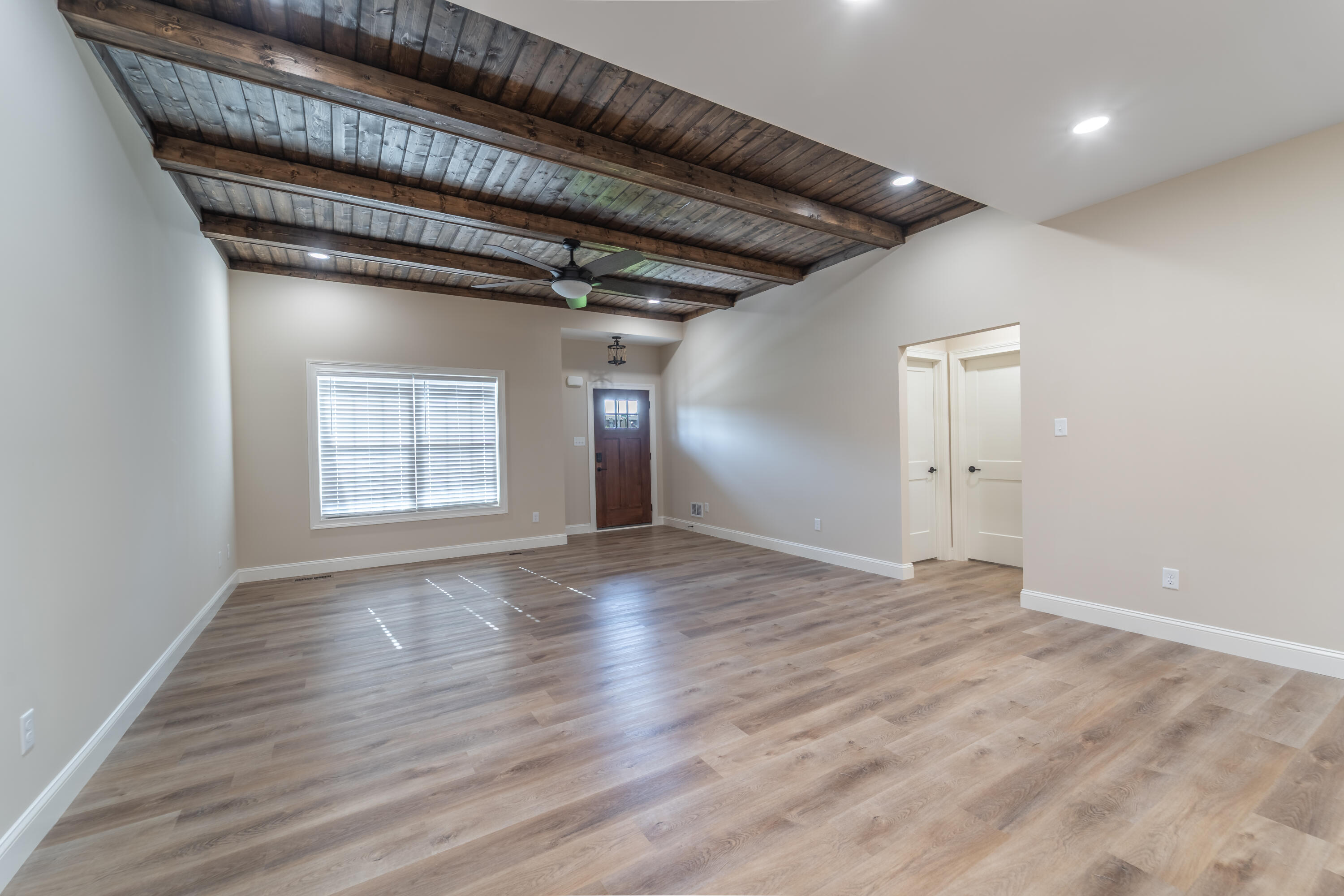 177 Central Park Avenue Property Photo 13