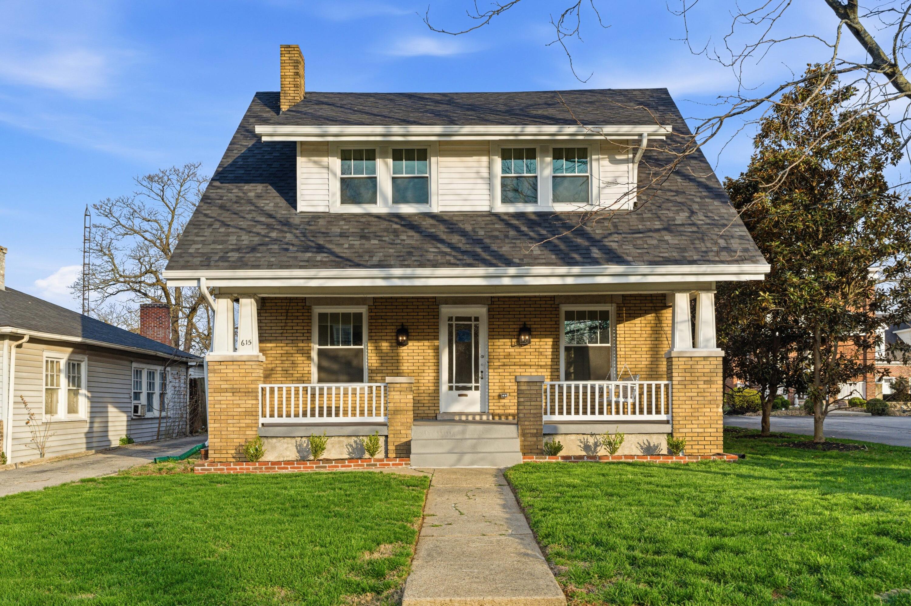 615 Bellaire Avenue Property Photo 1