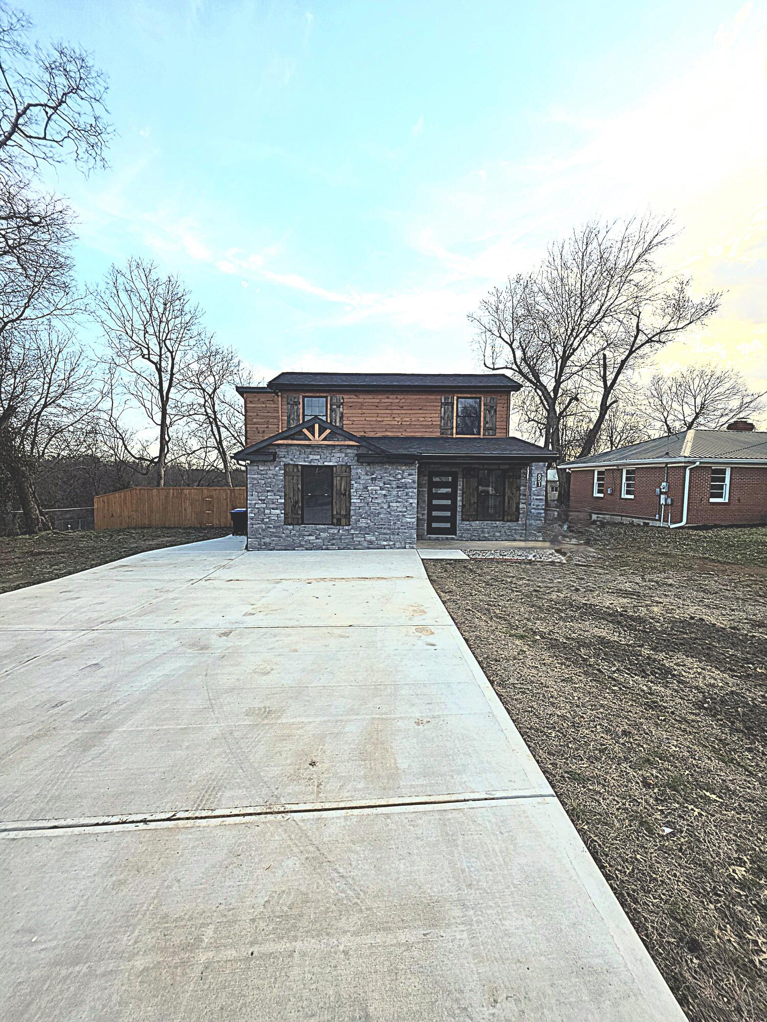 851 Ivy Avenue Property Photo 49