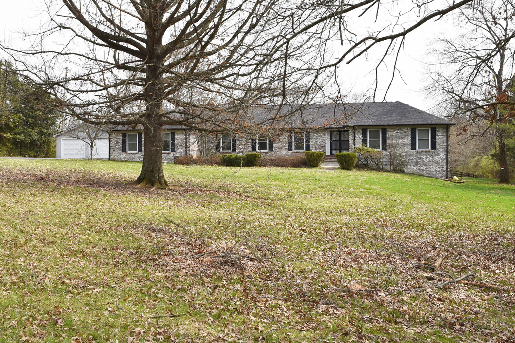 1021 Hanley Lane Property Photo 1