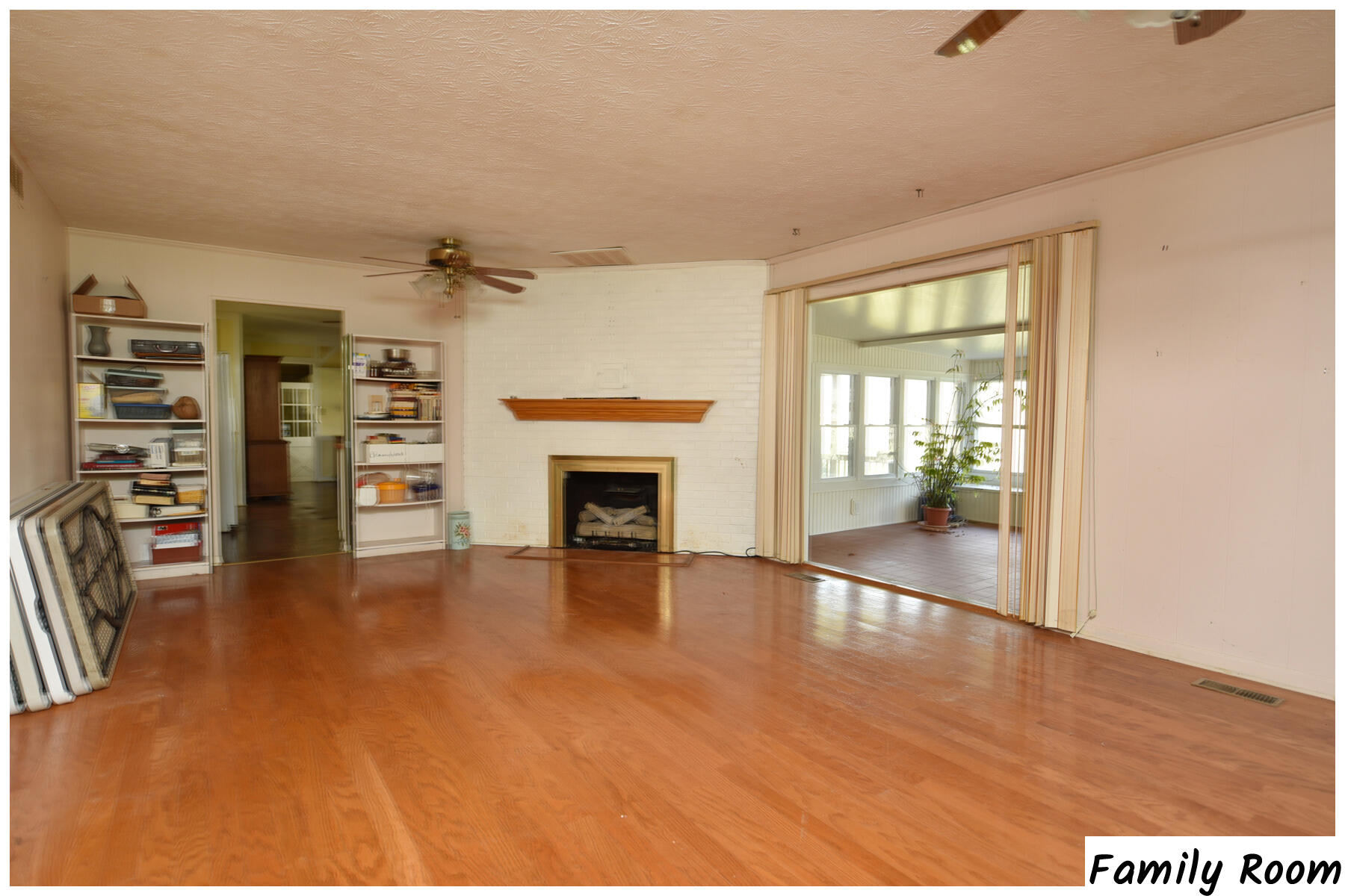 1021 Hanley Lane Property Photo 9