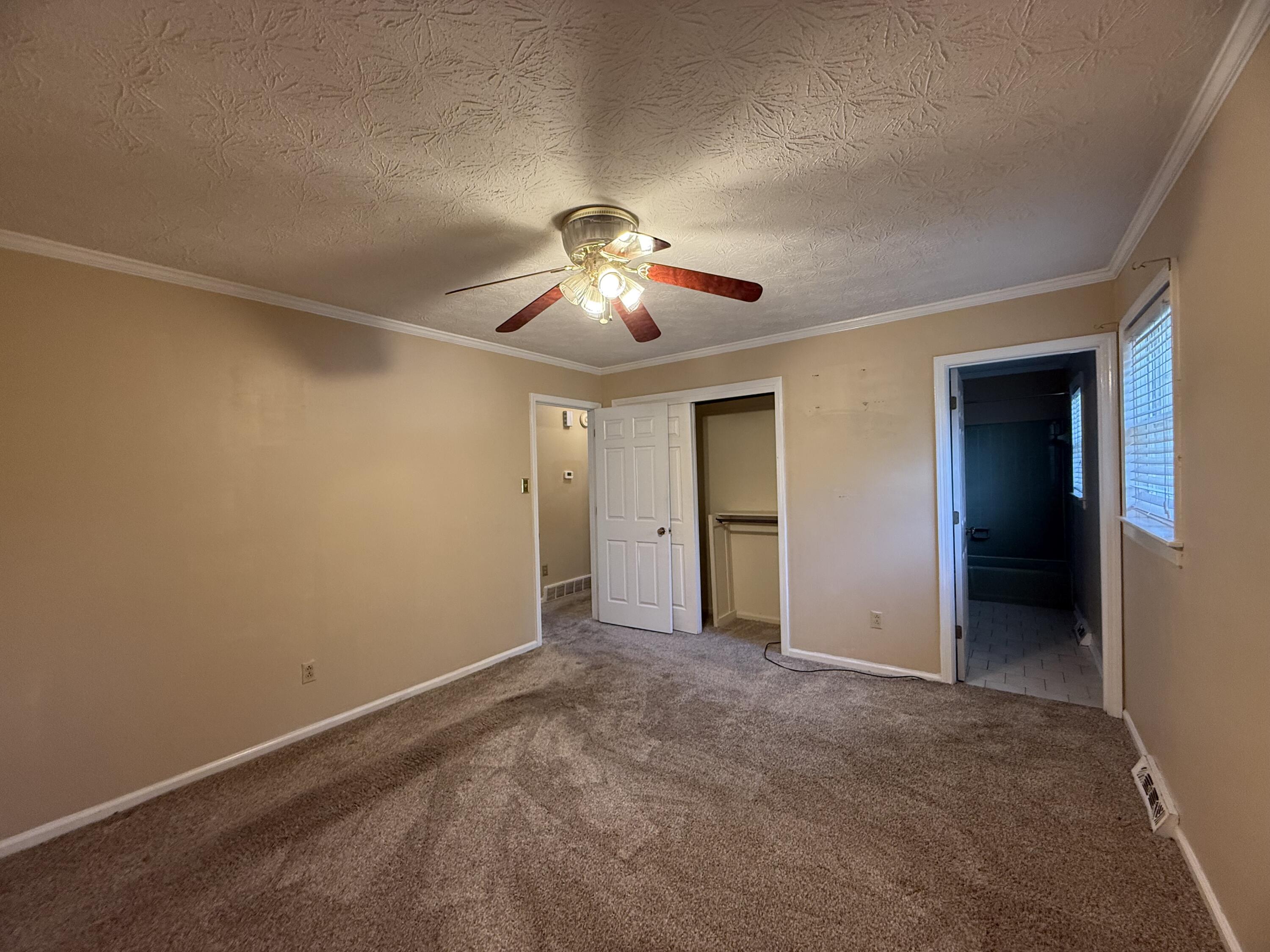 3924 Gladman Way Property Photo 13