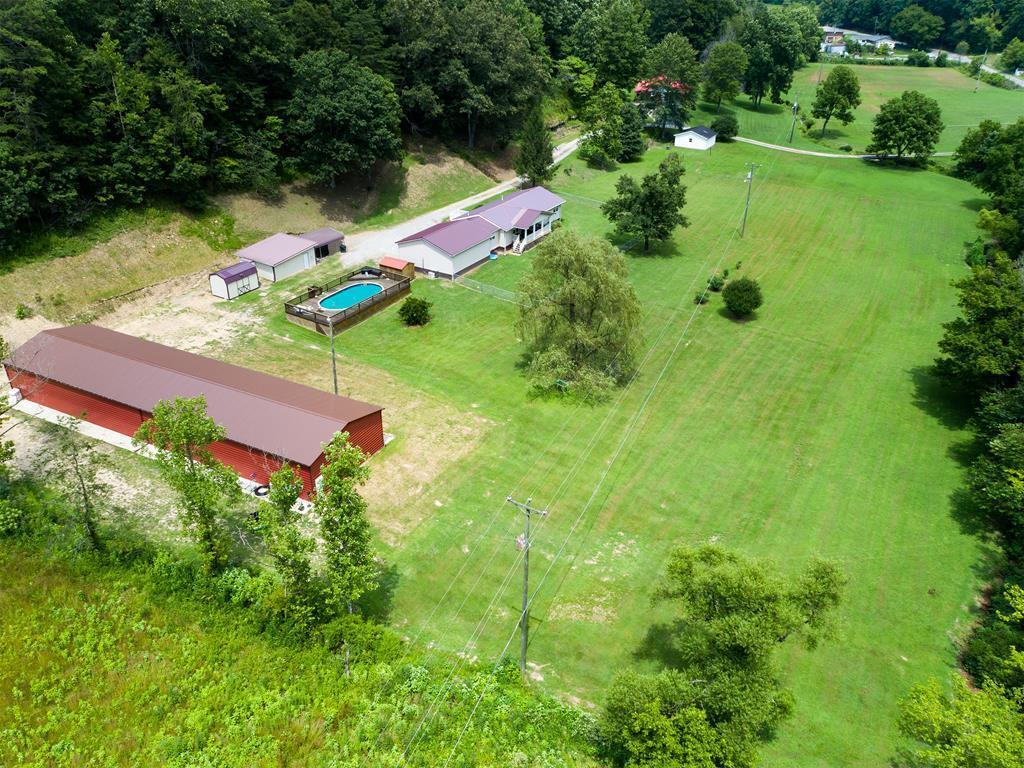 811 State Highway 1750 Property Photo 7