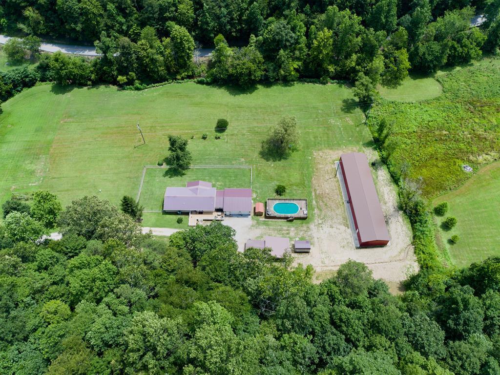 811 State Highway 1750 Property Photo 8