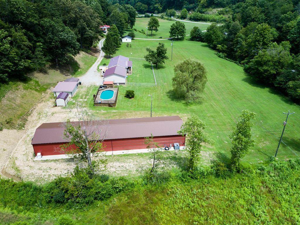 811 State Highway 1750 Property Photo 13