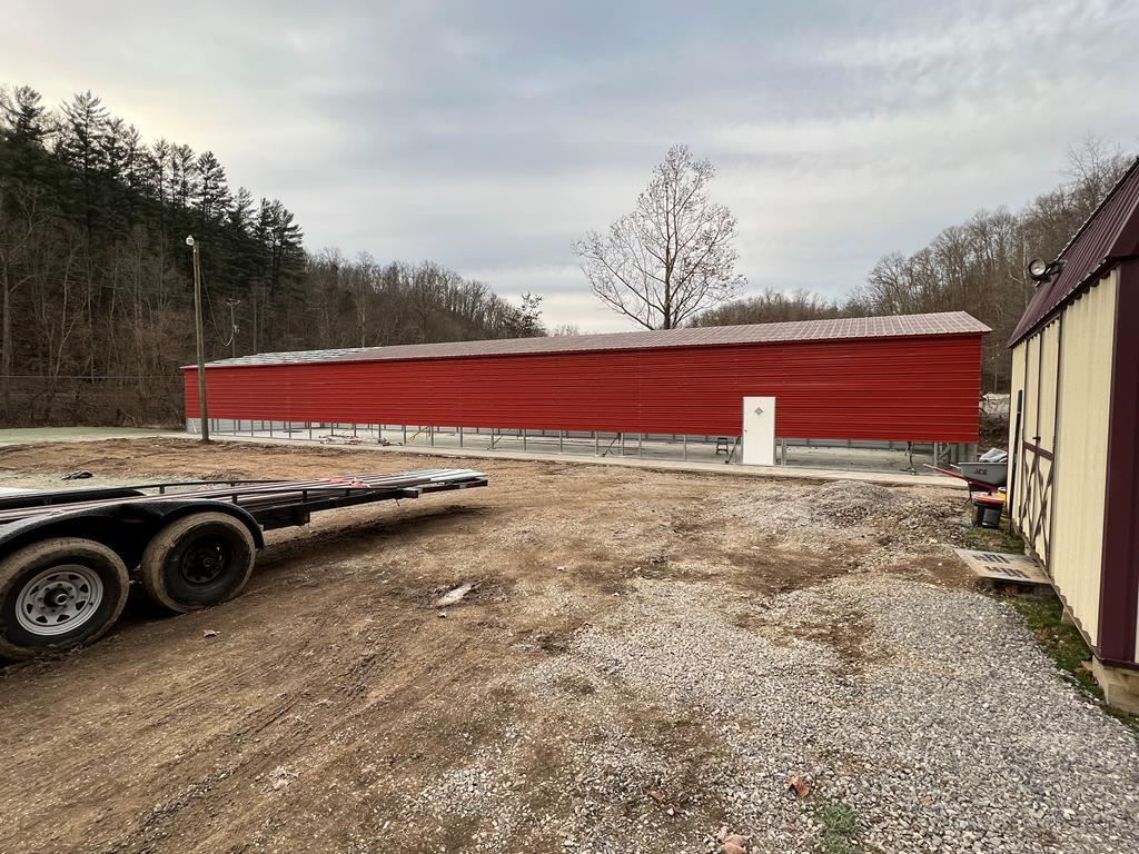 811 State Highway 1750 Property Photo 23