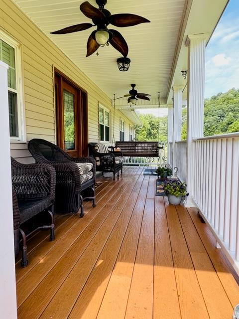 811 State Highway 1750 Property Photo 24