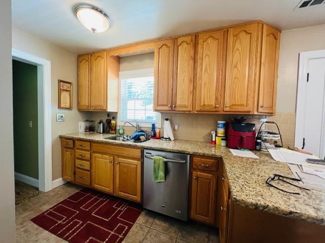 811 State Highway 1750 Property Photo 28