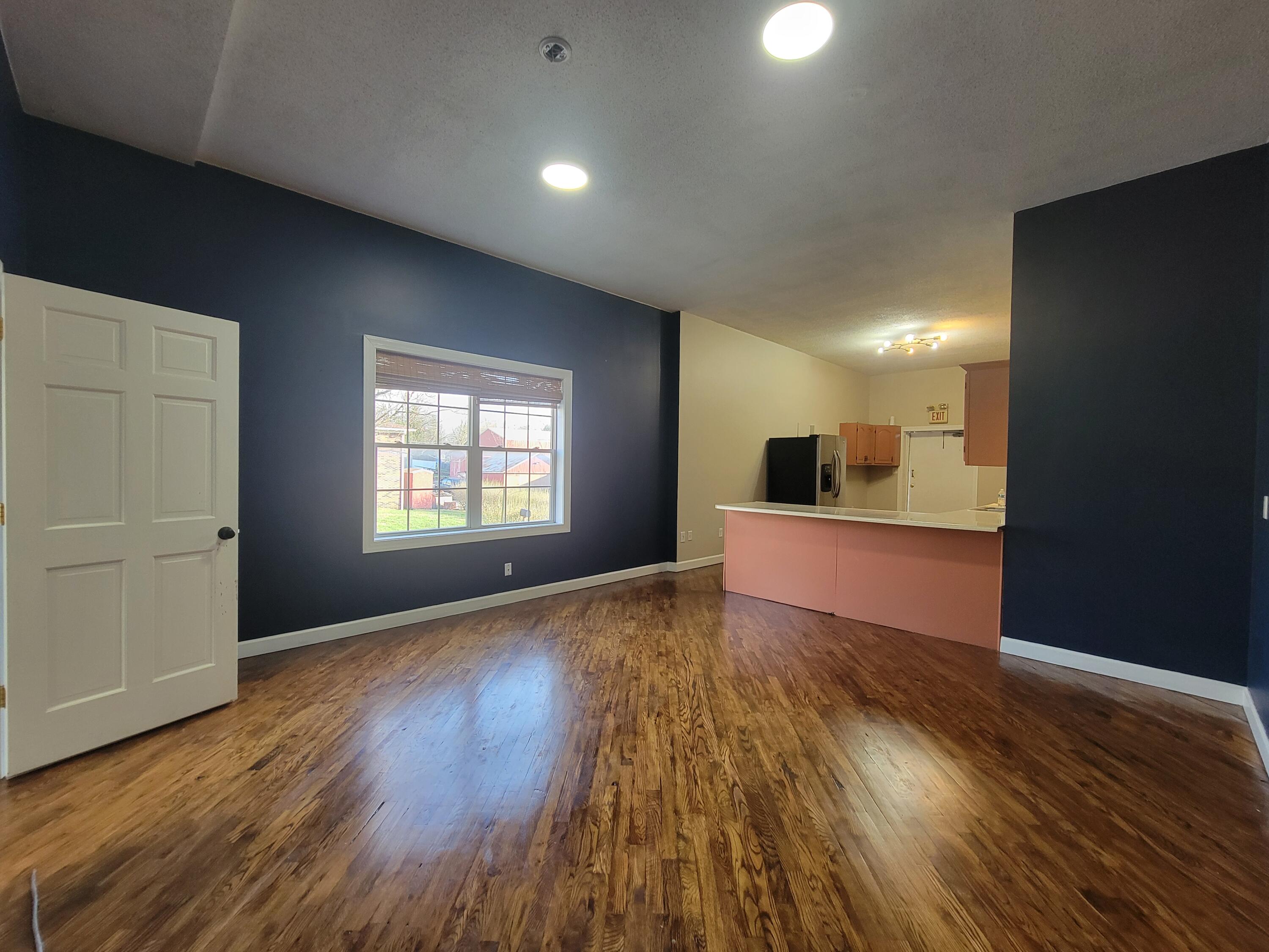 3364 Main Street Property Photo 9