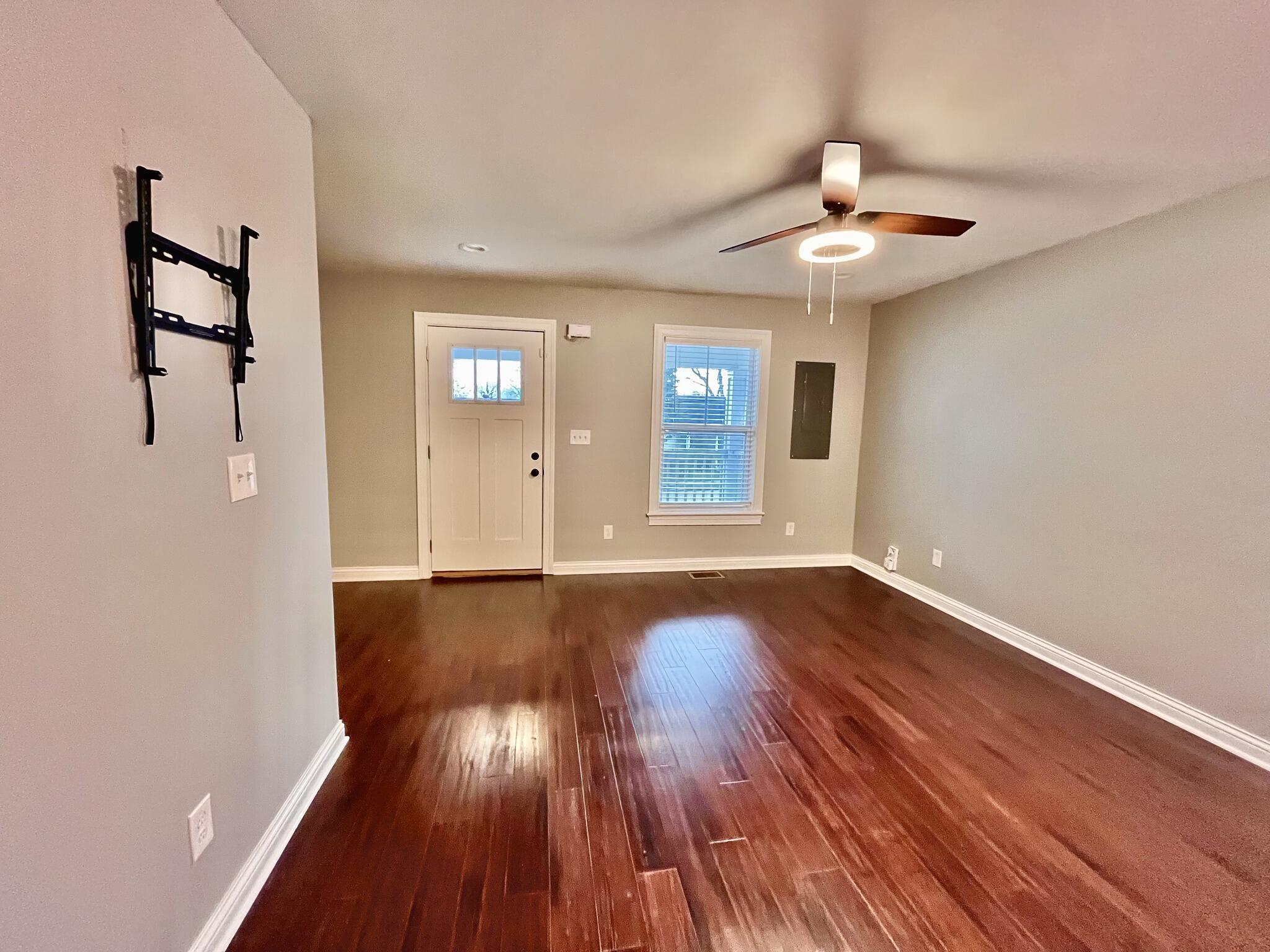 241 Devonia Avenue Property Photo 4