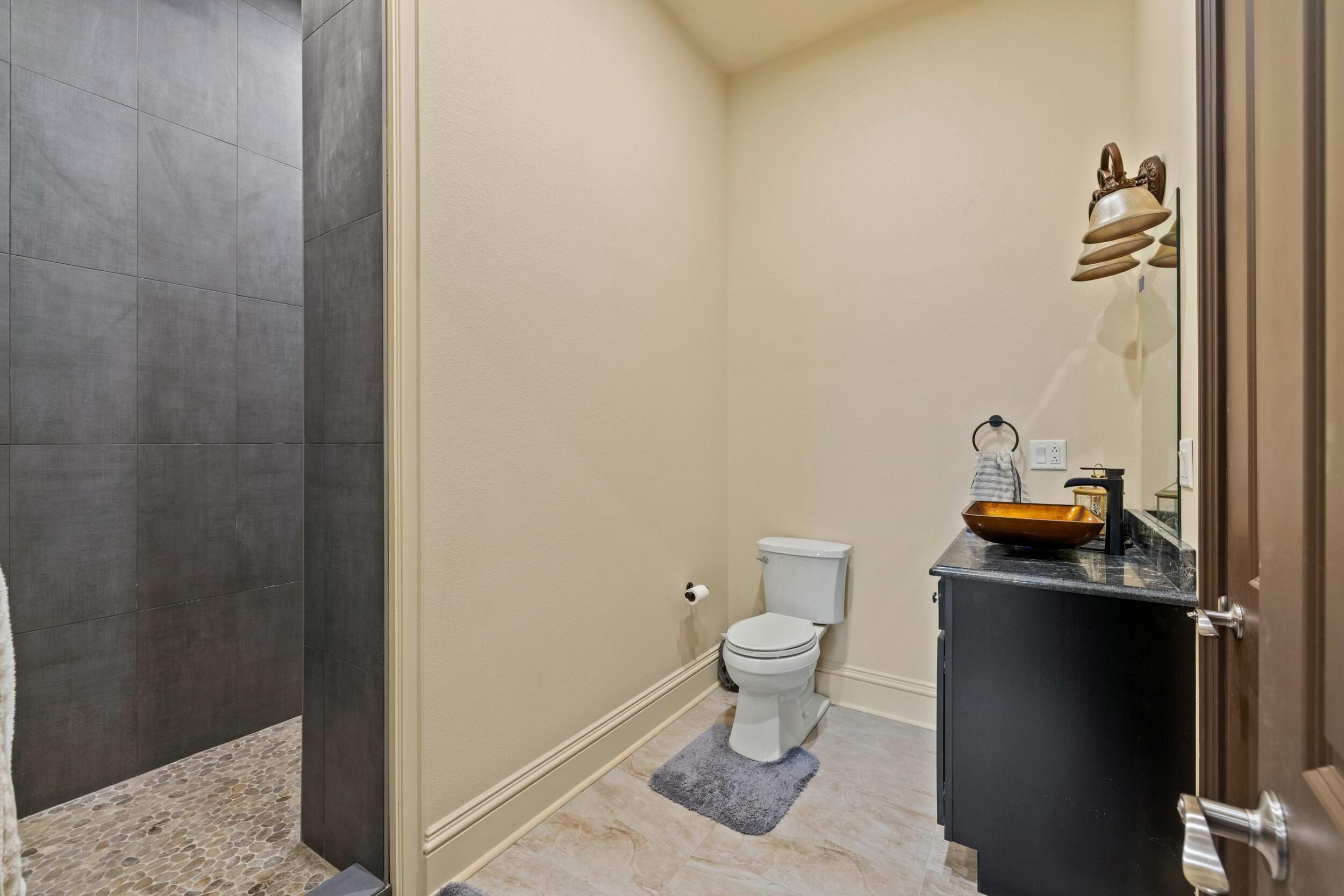 406 Halcomb Lane Property Photo 63