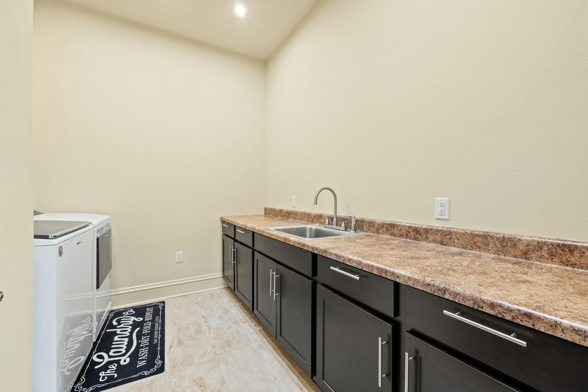 406 Halcomb Lane Property Photo 69