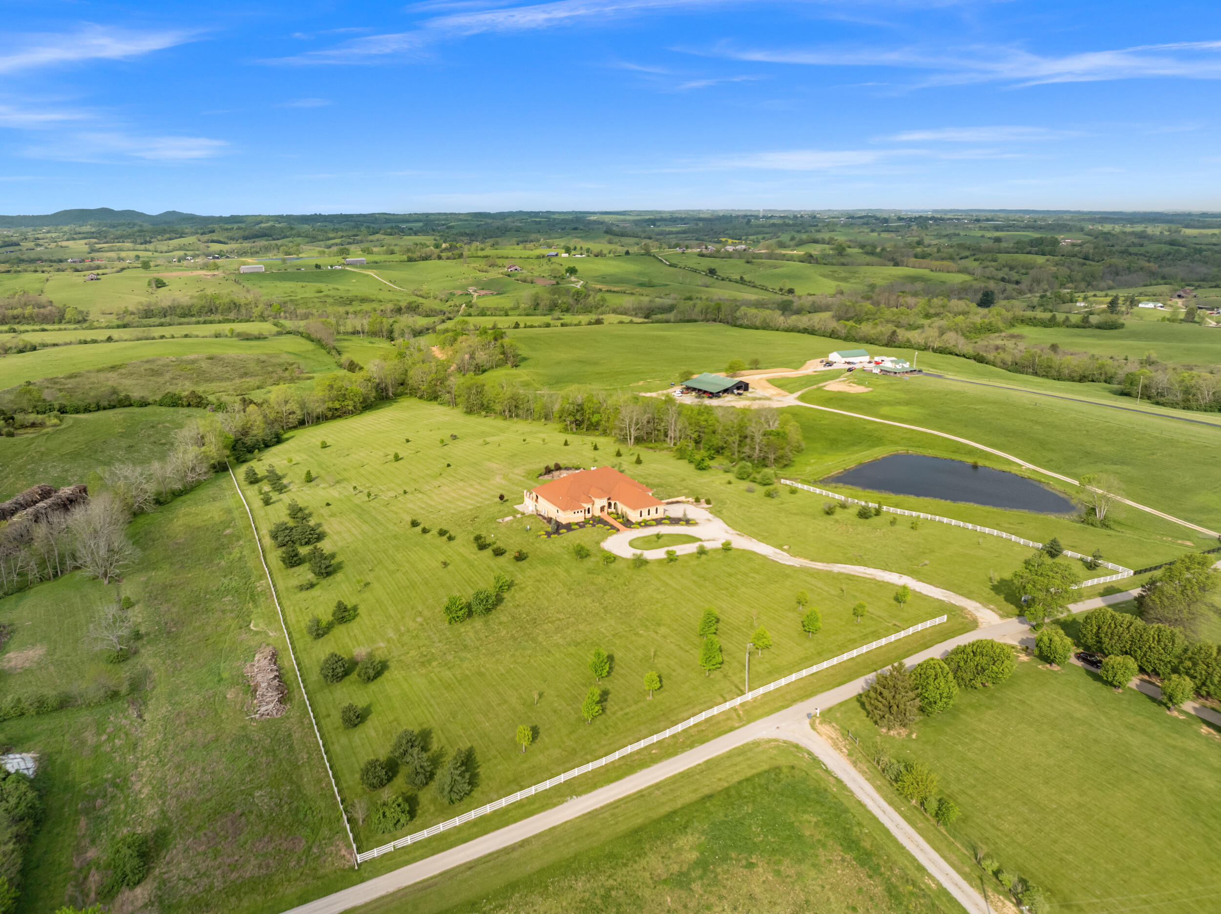 406 Halcomb Lane Property Photo 77