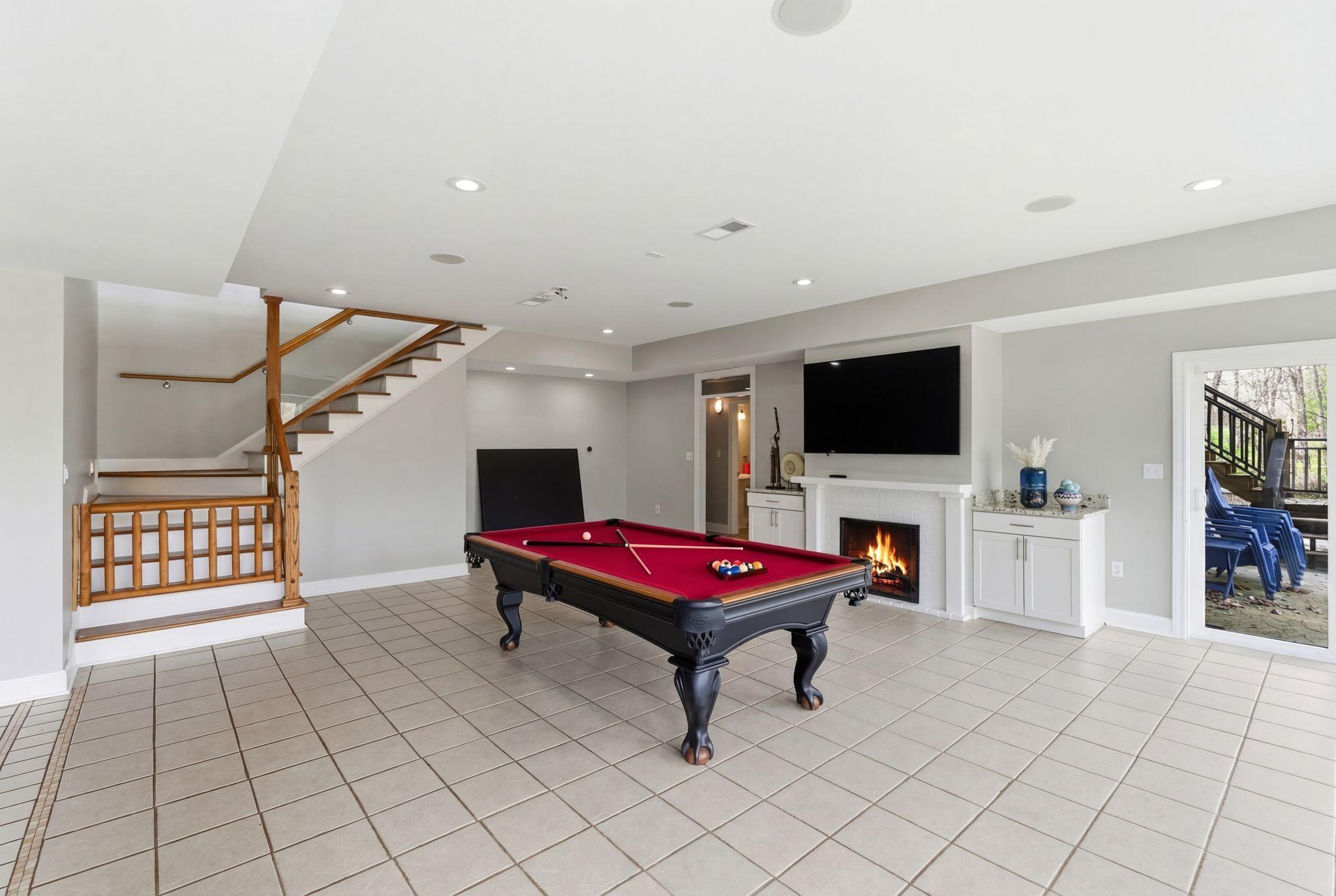 866 Donmar Drive Property Photo 35