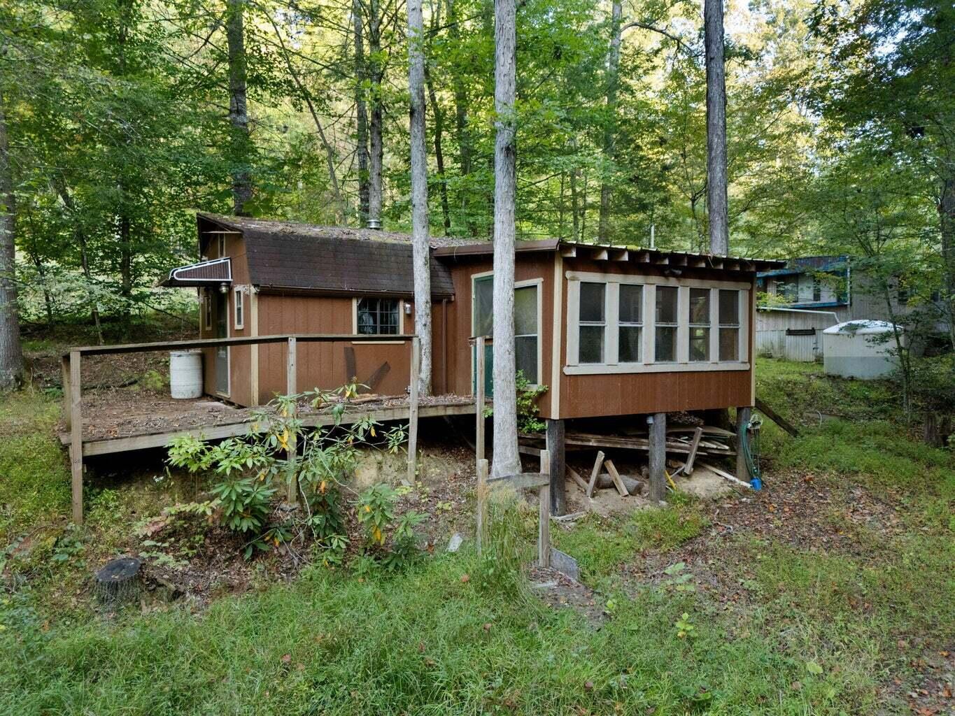 9999 Deer Track Road Property Photo 6