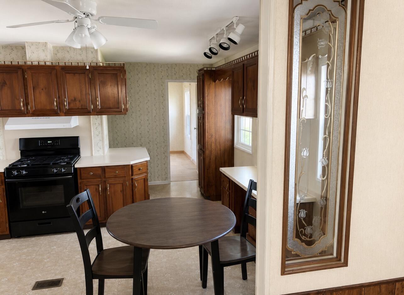 404 Mount Vernon Drive Property Photo 29