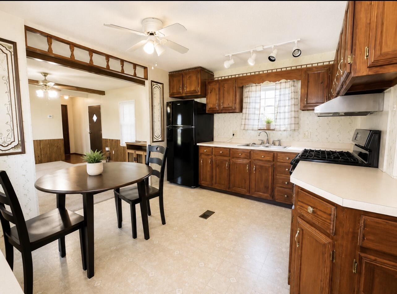 404 Mount Vernon Drive Property Photo 33