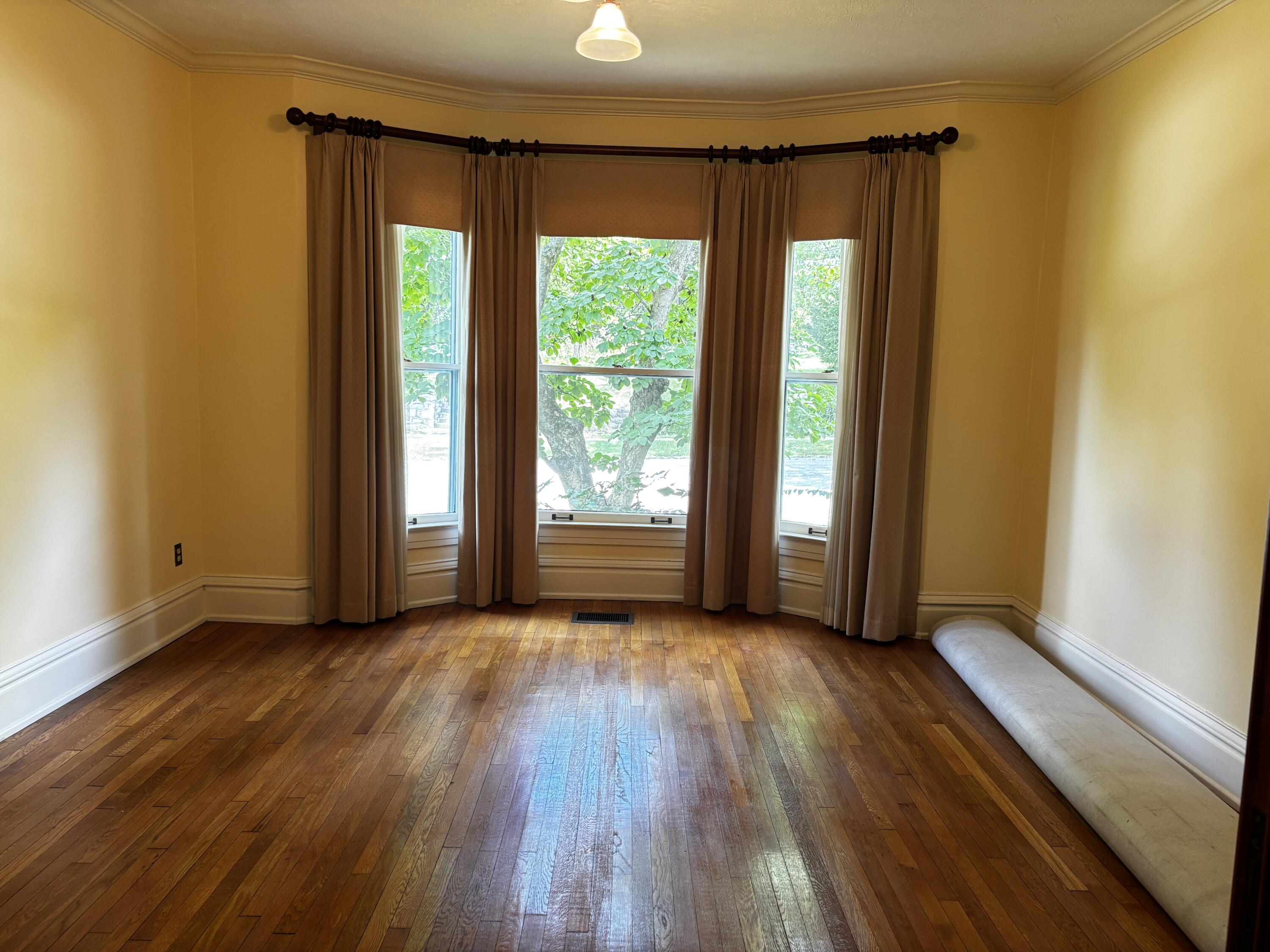508 Murray Street Property Photo 3