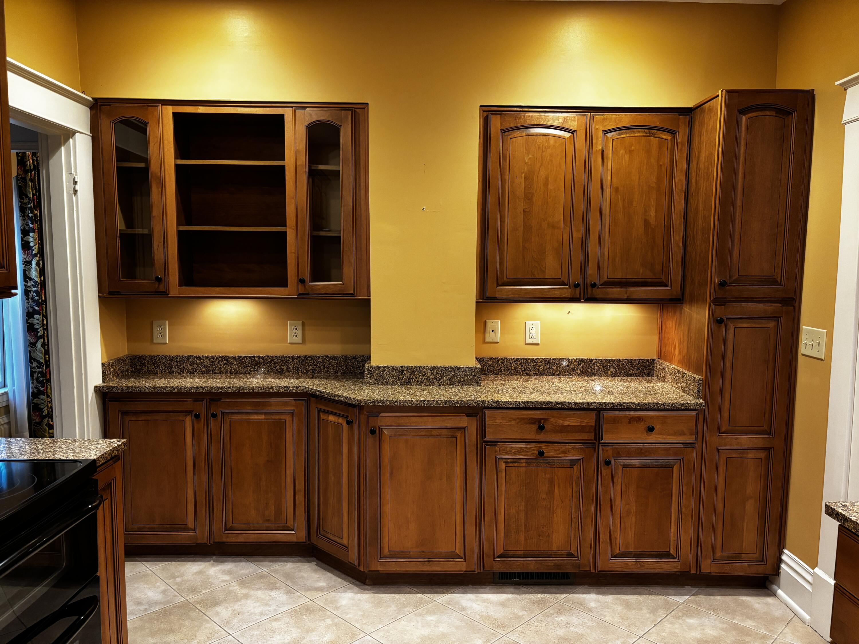 508 Murray Street Property Photo 9