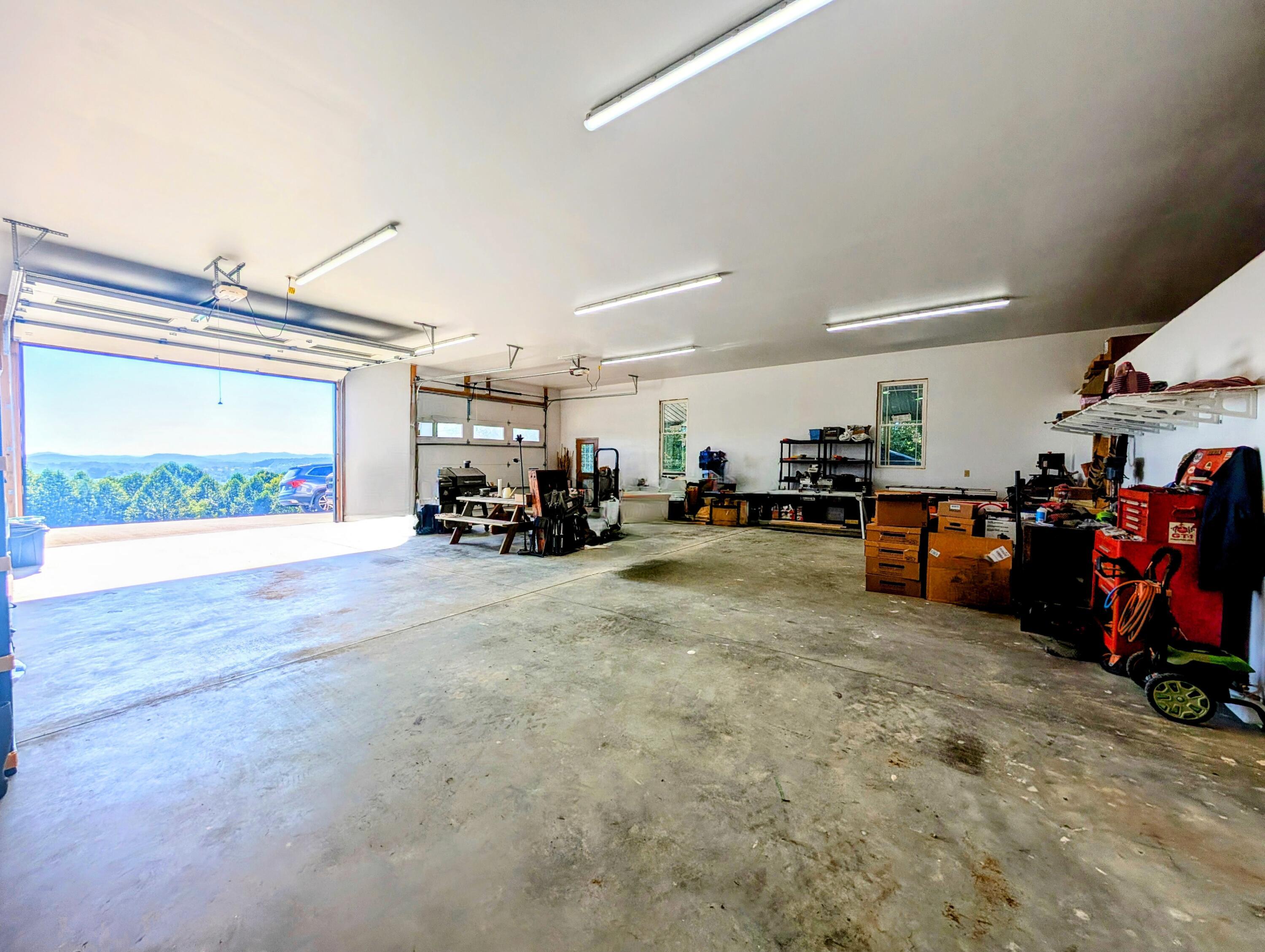 1057 Hwy 90 Property Photo 46