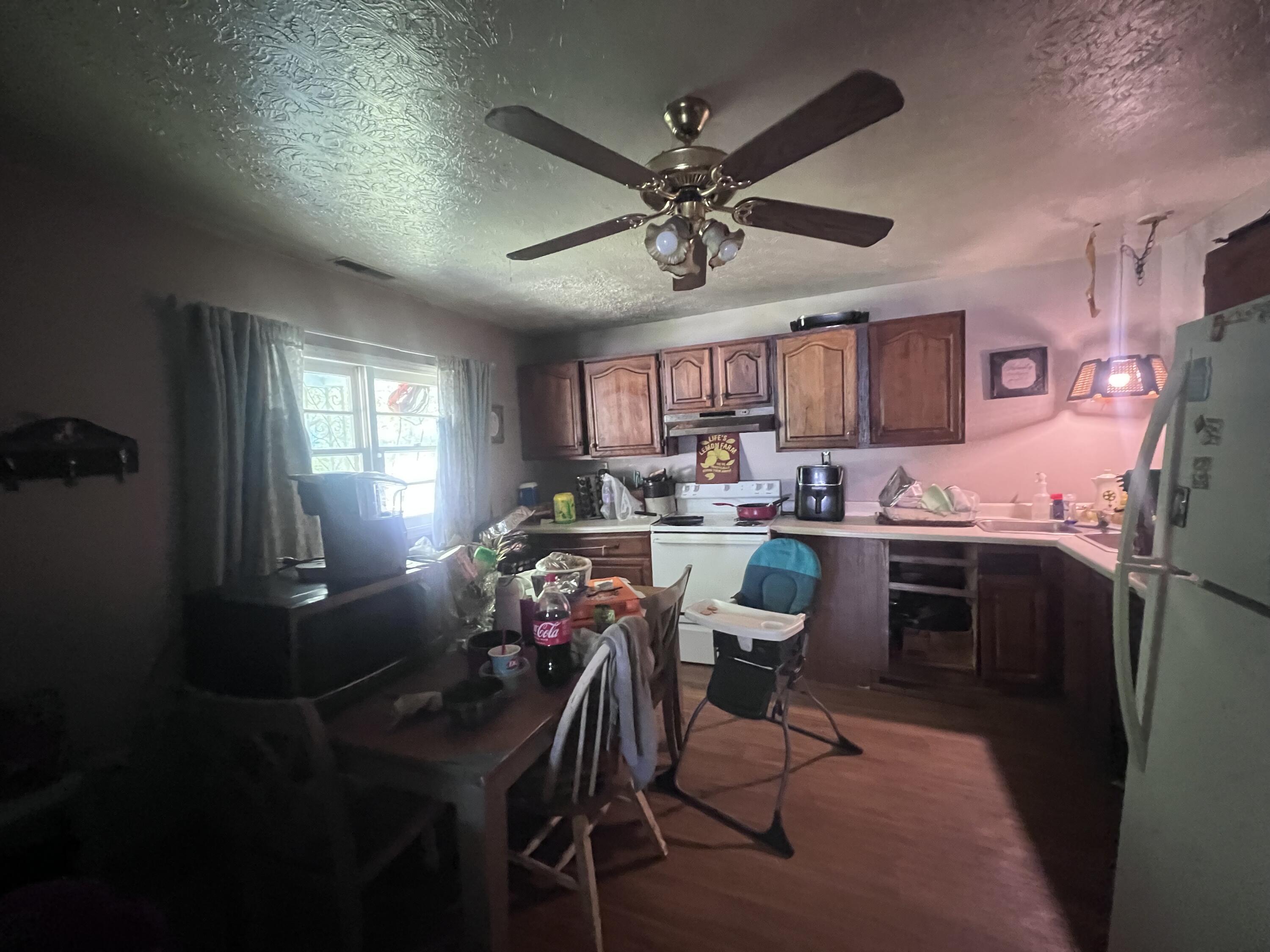 105 Nutwood Road Property Photo 6