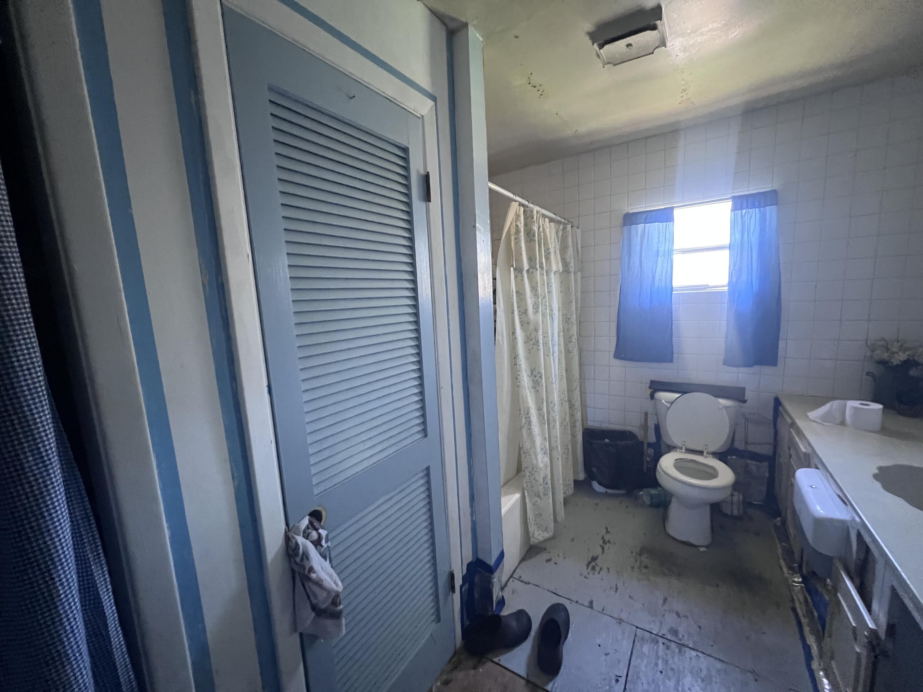 105 Nutwood Road Property Photo 10